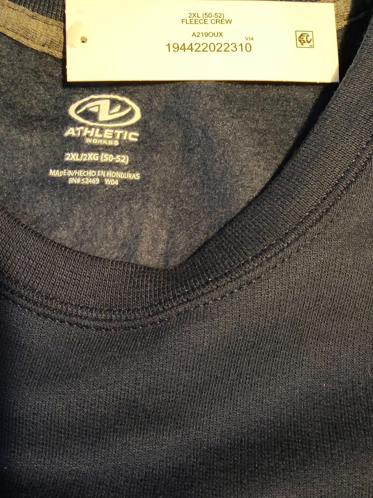 Athletic Works Men's Athletic Works Navy Blue Fleece Crew Sweatshirt 2XL Size US XXL / EU 58 / 5 - 2 Thumbnail