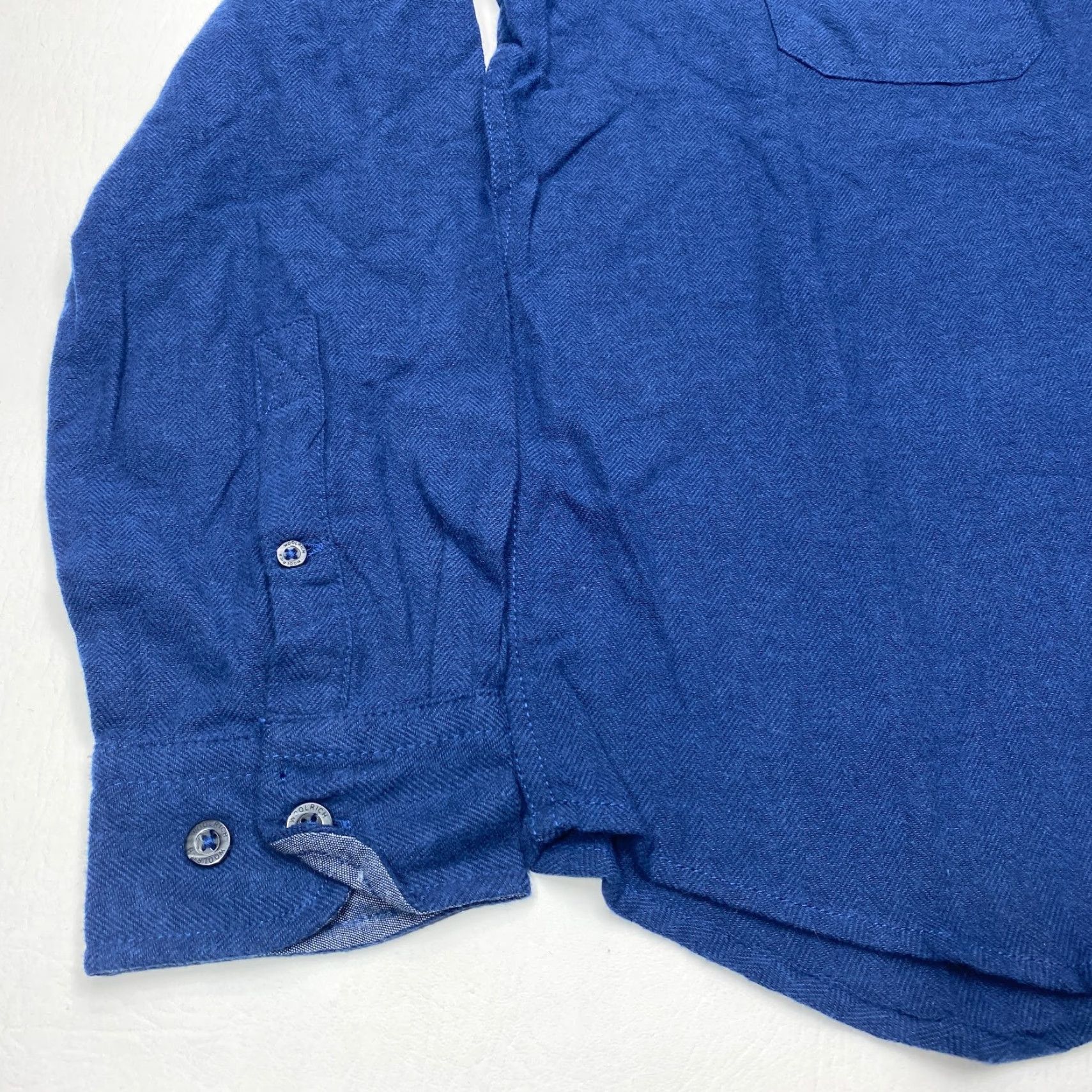 Vintage Woolrich Shirt Mens Large Blue Herringbone Flannel Button Up Brushed Cotton Size US L / EU 52-54 / 3 - 3 Thumbnail