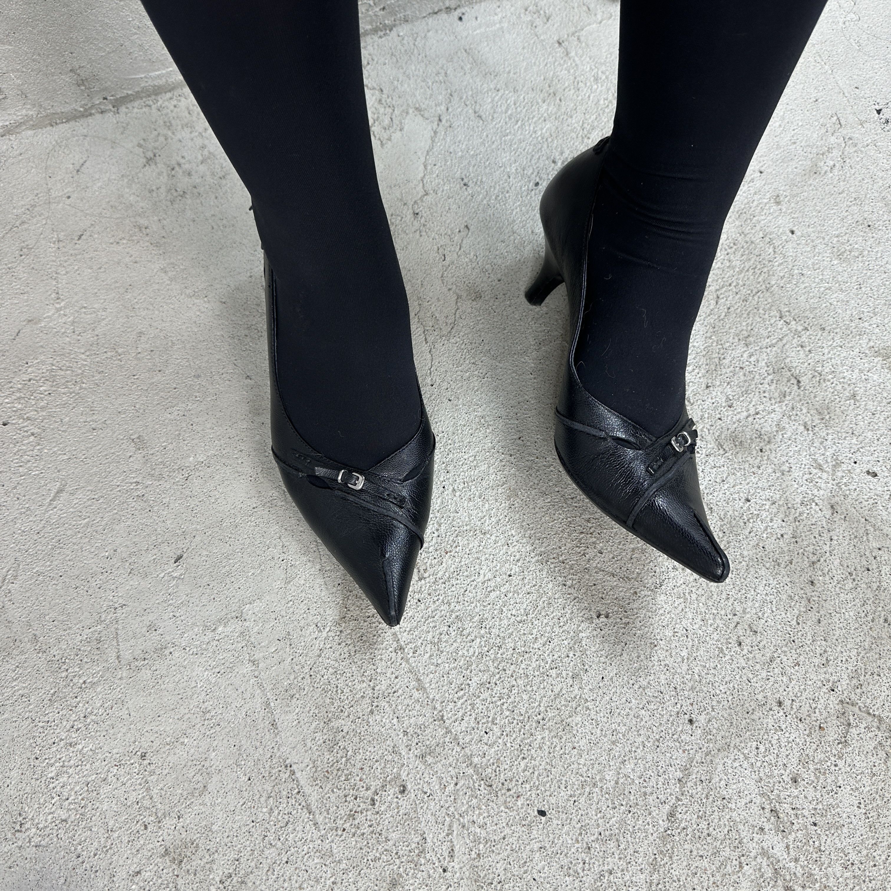 Vintage Vintage Avant Garde Opium Leather Y2K Buckled Heels Size US 10 / IT 40 - 8 Thumbnail