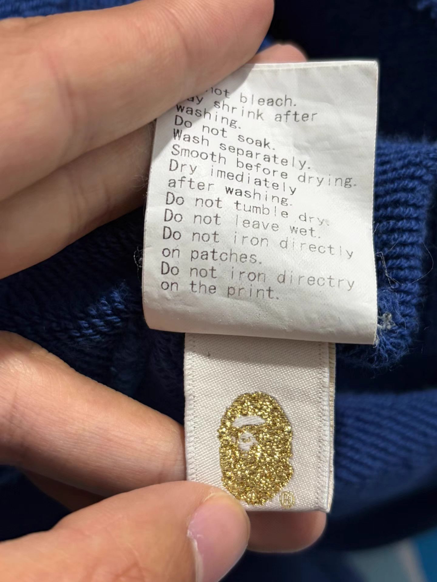 Bape Bape Navy Ape Head Logo Cardigan Size US L / EU 52-54 / 3 - 7 Thumbnail