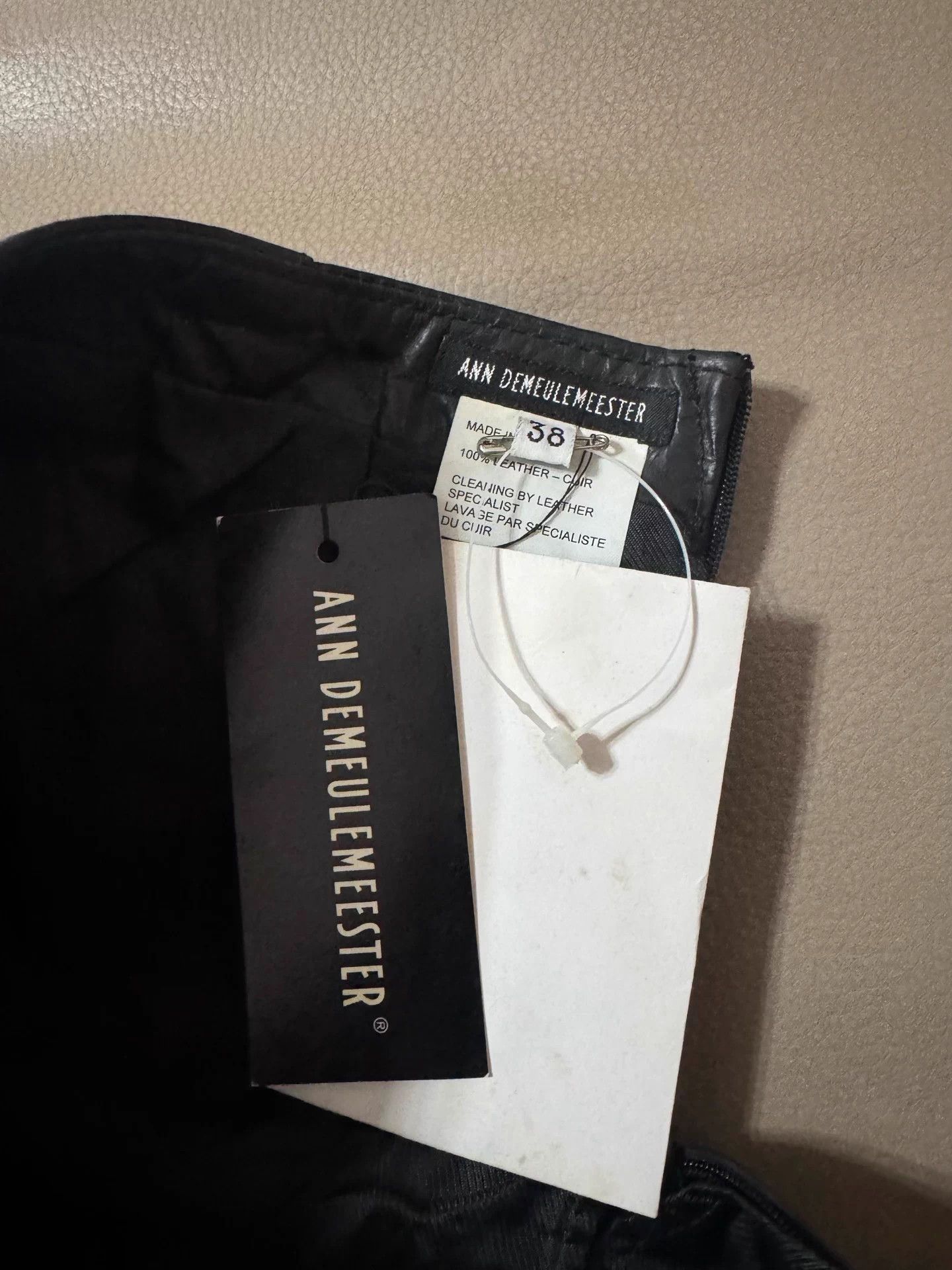 Ann Demeulemeester Ann Demeulemeester Cracked Leather Skirt 38 Belgium Size 27" / US 4 / IT 40 - 3 Thumbnail