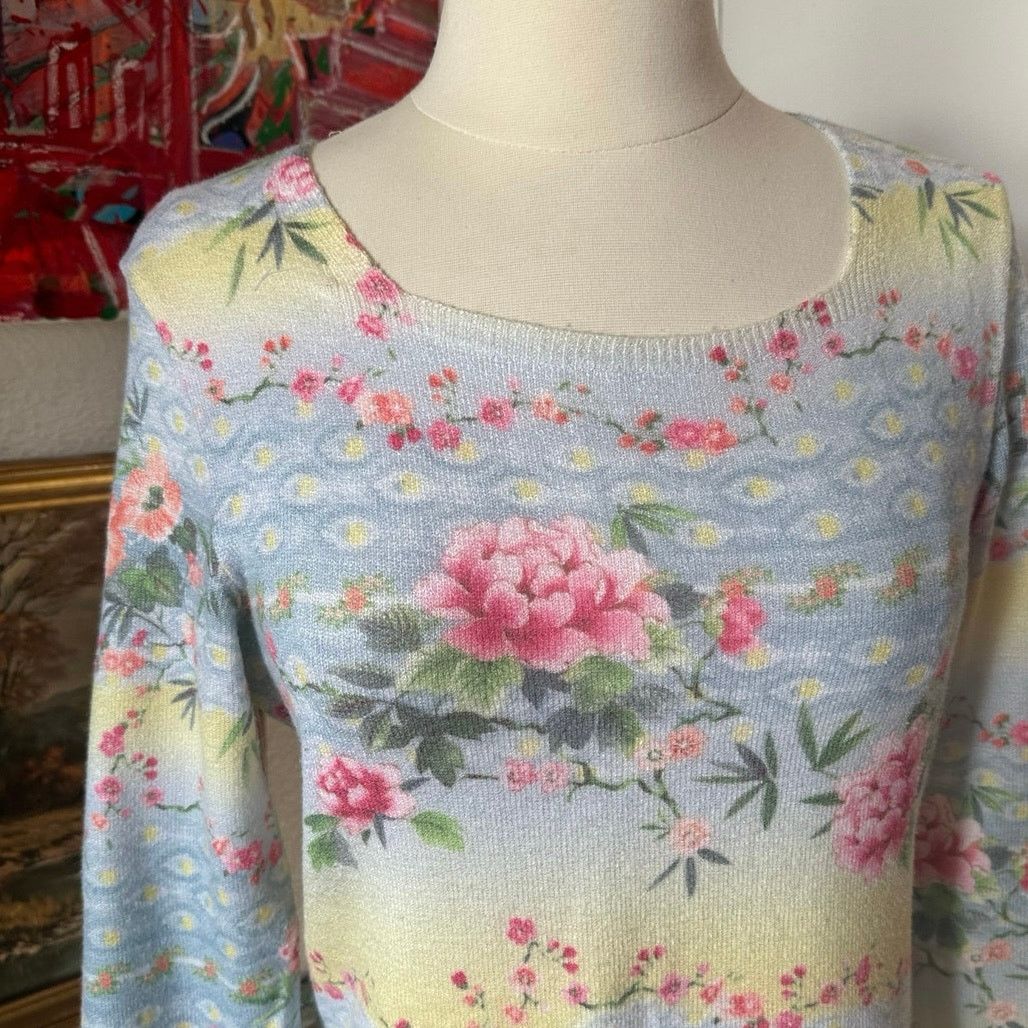 Other no brand pastel floral long sleeve sweater Size S / US 4 / IT 40 - 2 Thumbnail