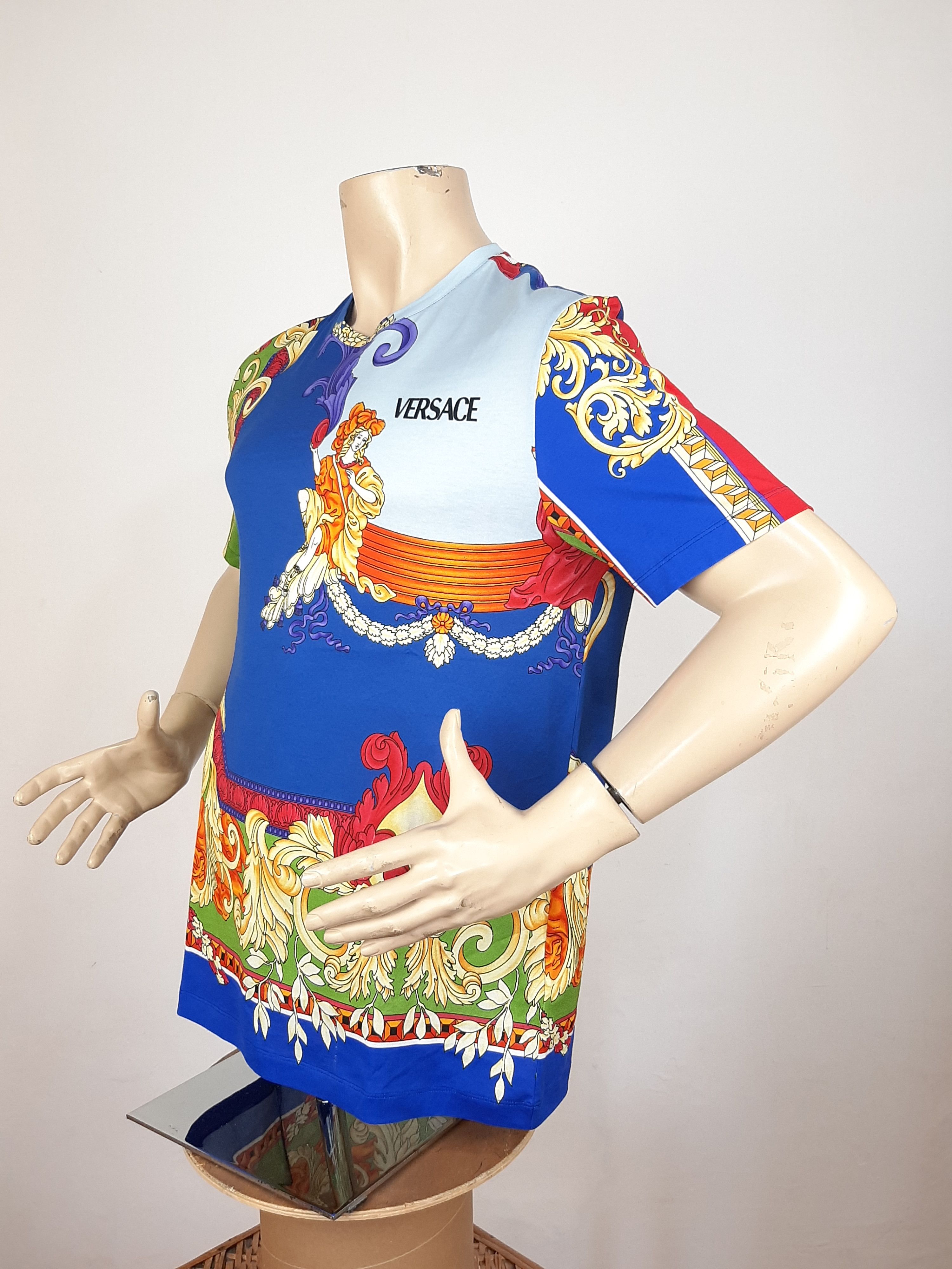 Versace Versace Renaissance Medusa Print T-Shirt Men's Size M Size US M / EU 48-50 / 2 - 3 Thumbnail