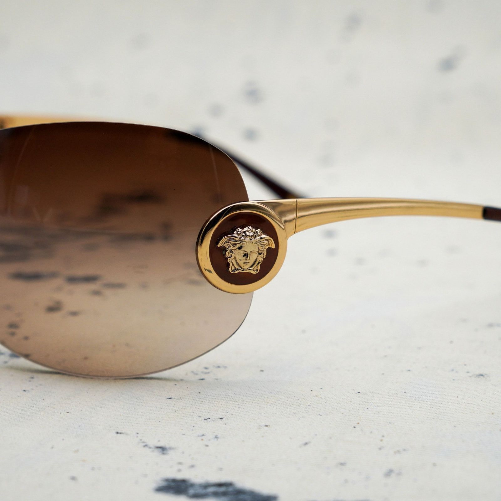 Versace Versace mod 2113 brown gradient gold medusa mask sunglasses Size ONE SIZE - 4 Thumbnail