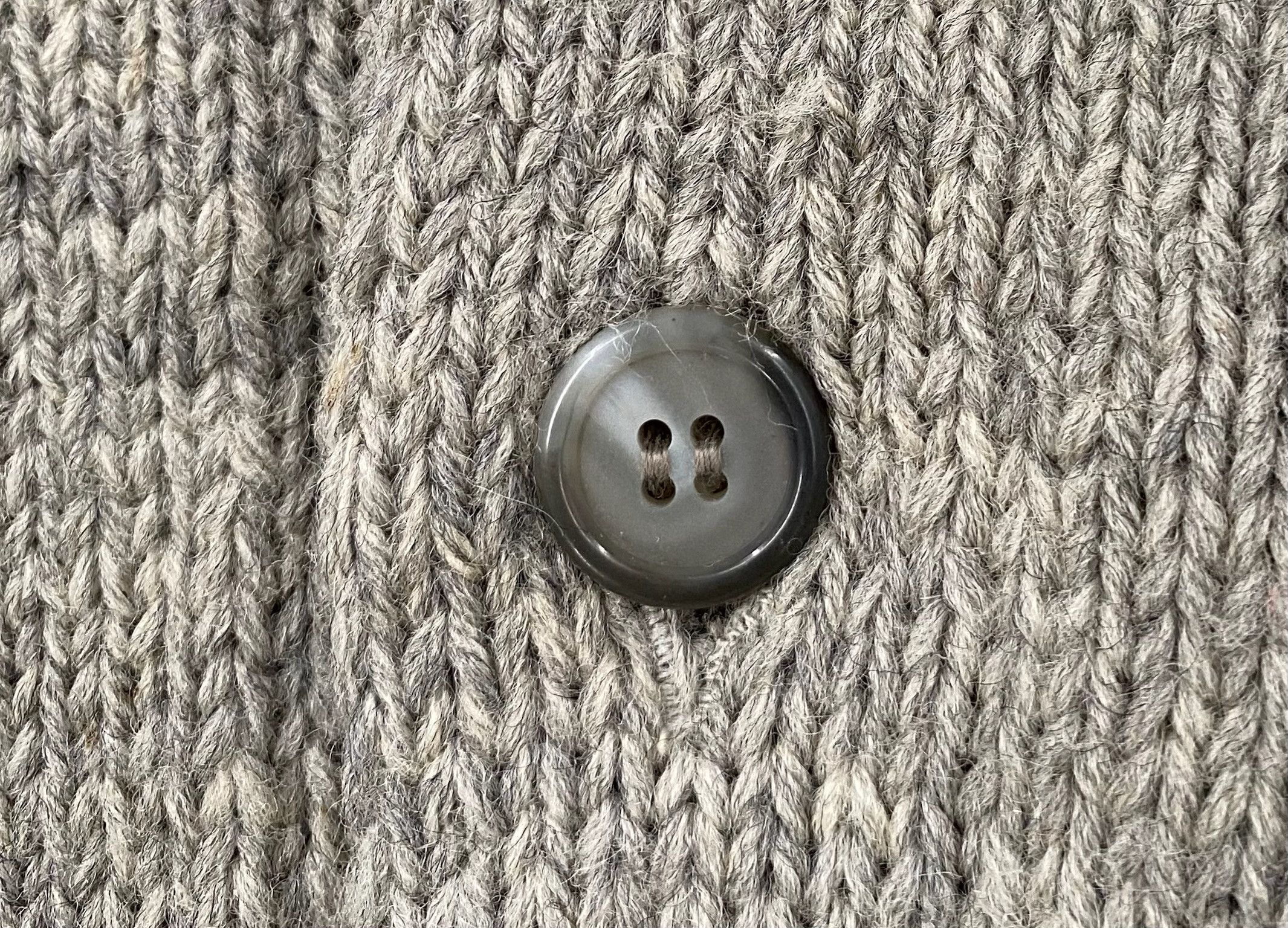 Handmade 80’s Handmade Wool Heavyweight Grey Cardigan Sweater Small Size US S / EU 44-46 / 1 - 3 Thumbnail
