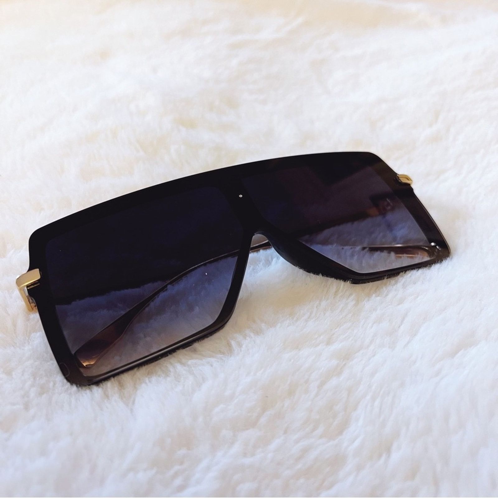 Other Ariel Black & Clear Rectangle Full Frame Sunglasses Size ONE SIZE - 3 Thumbnail