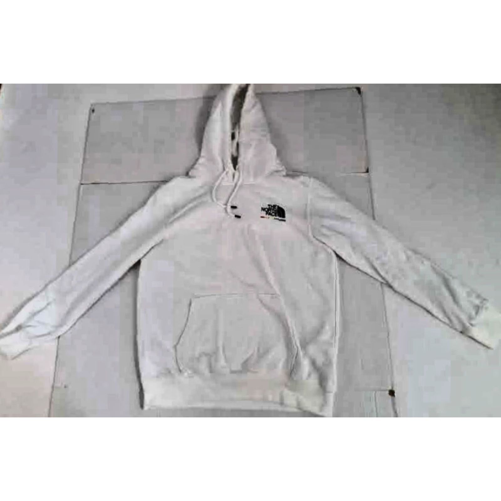 The North Face VINTAGE North Face Sweatshirt Hooded Logo White Large Unisex Adults Regular Cotton Canvas Pullover Outdoor Size US L / EU 52-54 / 3 - 4 Thumbnail