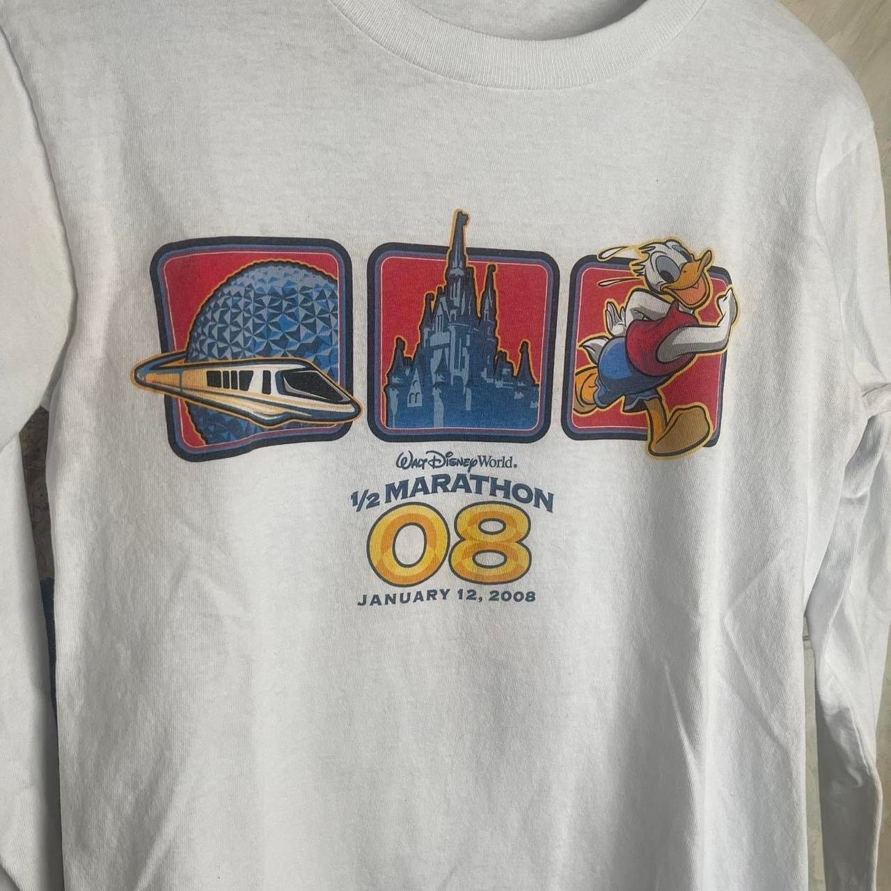 Disney Vintage Y2K Kidcore Disney 2008 Marathon Donald Duck Size US M / EU 48-50 / 2 - 3 Thumbnail