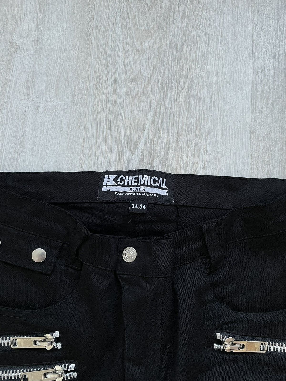 Japanese Brand × Vintage Chemical Dark Apparel Multi Pocket Zipper Elastic Pants Size US 34 / EU 50 - 4 Thumbnail