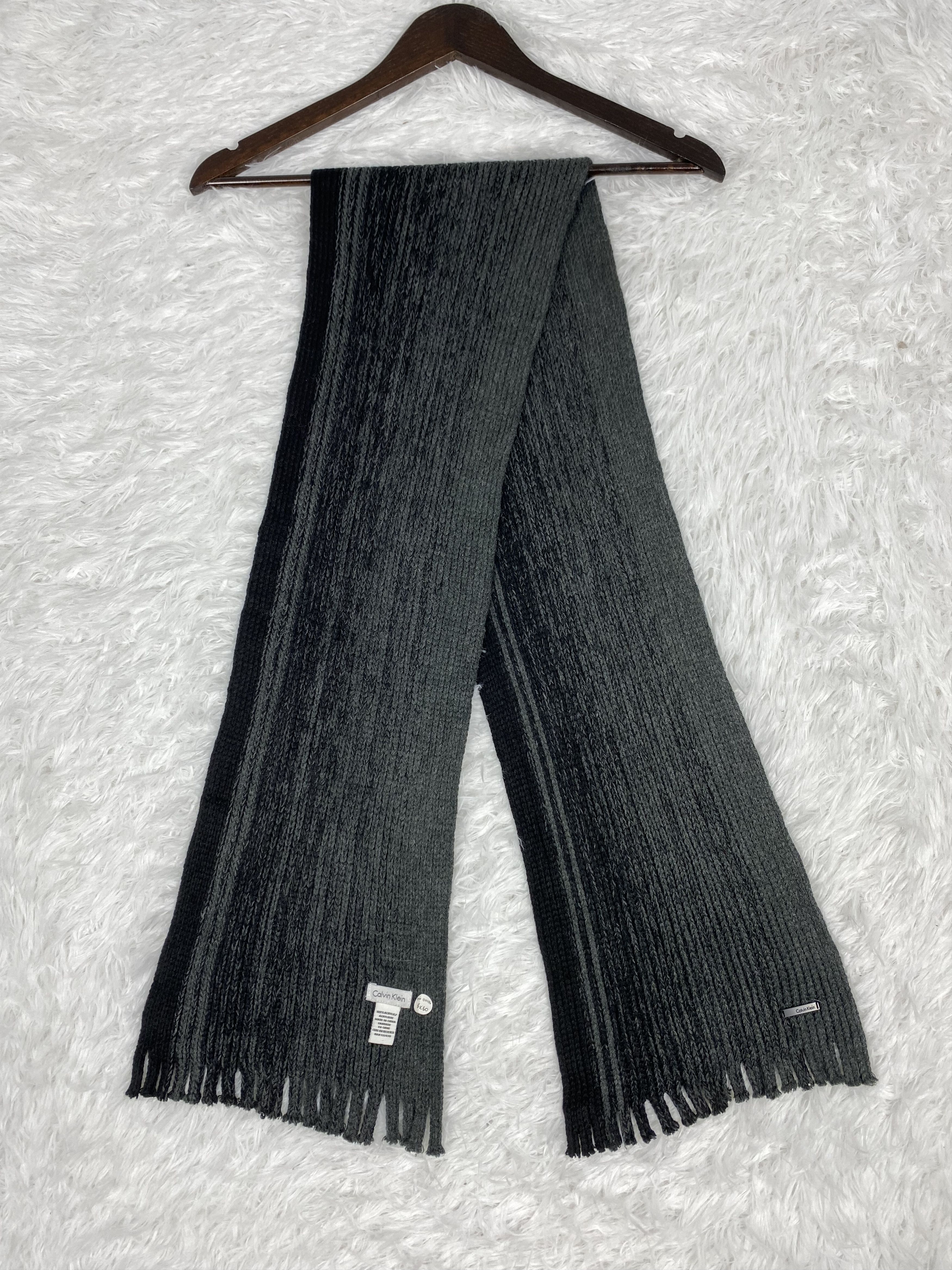 Calvin Klein Vintage Calvin Klein Scarf / Muffler Neckwear PM0095 Size ONE SIZE - 1 Thumbnail