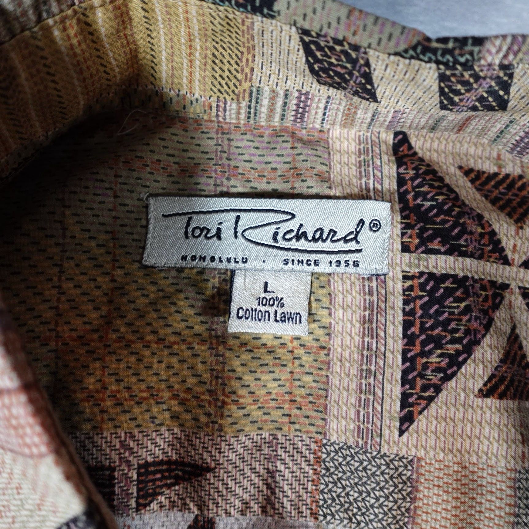 Tori Richard Tori Richard Hawaiian Shirt Mens Large Brown Short Sleeve Button-Up Casual Travel Summer Cotton Made in USA Size US L / EU 52-54 / 3 - 3 Thumbnail