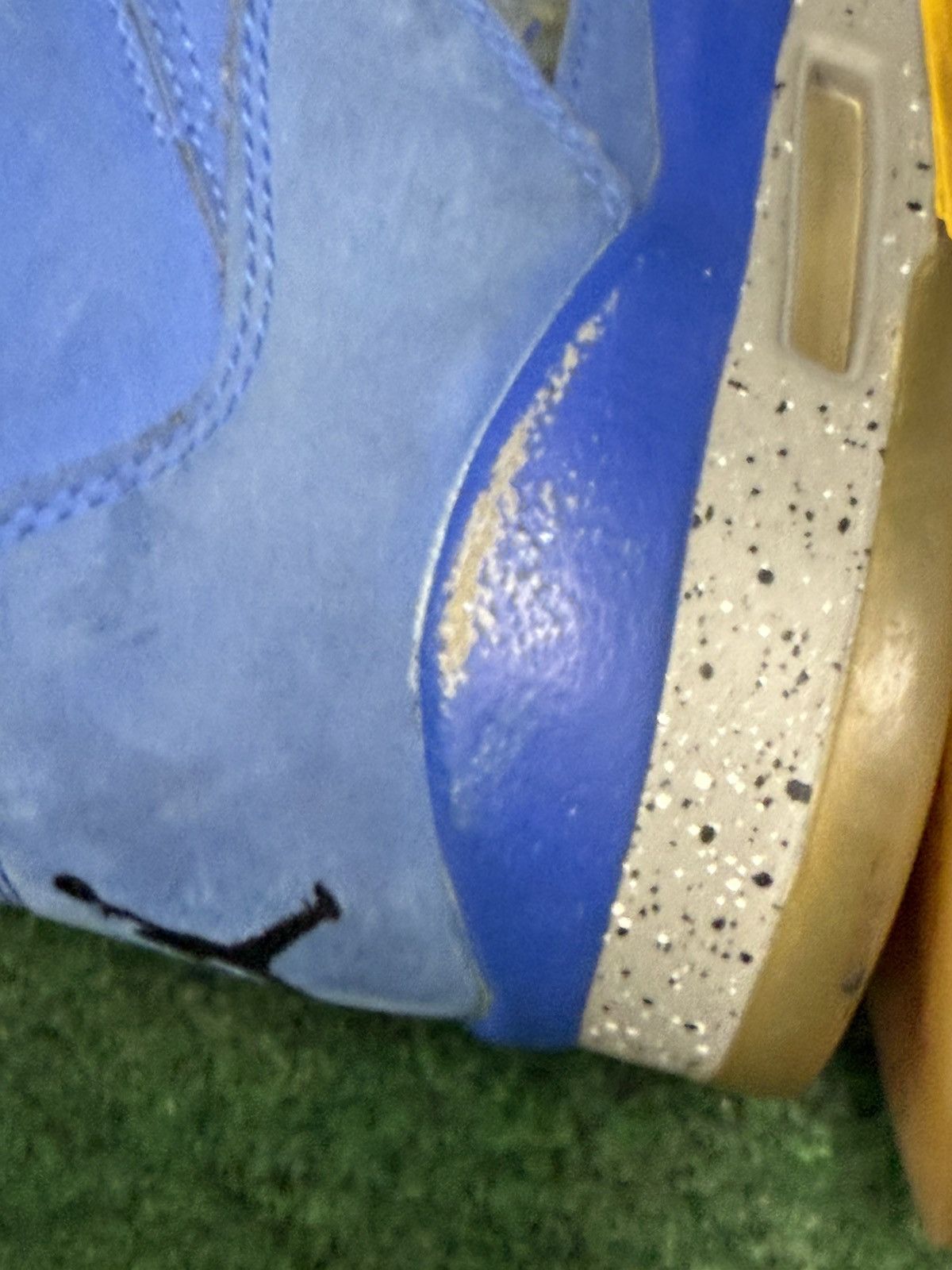 Jordan Brand 2019 Air Jordan 5 Retro Laney CI3287-400 Size US 6.5 / EU 39-40 - 5 Thumbnail