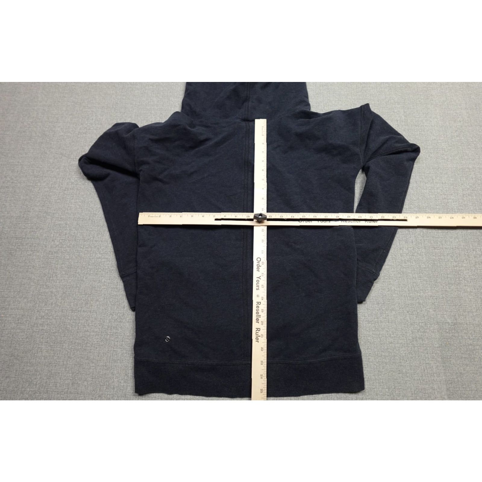 Lululemon Lululemon Hoodie Womens 8 Black Long Sleeve Pullover Athletic Yoga Sweatshirt Size M / US 6-8 / IT 42-44 - 6 Thumbnail