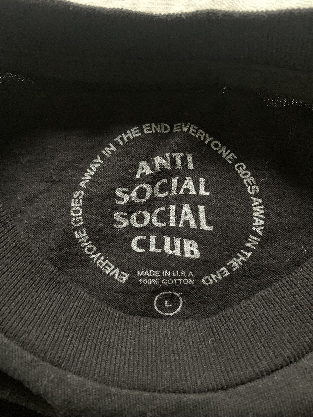 Anti Social Social Club Anti Social Social Club Fuzzy Connection T-Shirt Size Large Size US L / EU 52-54 / 3 - 3 Thumbnail