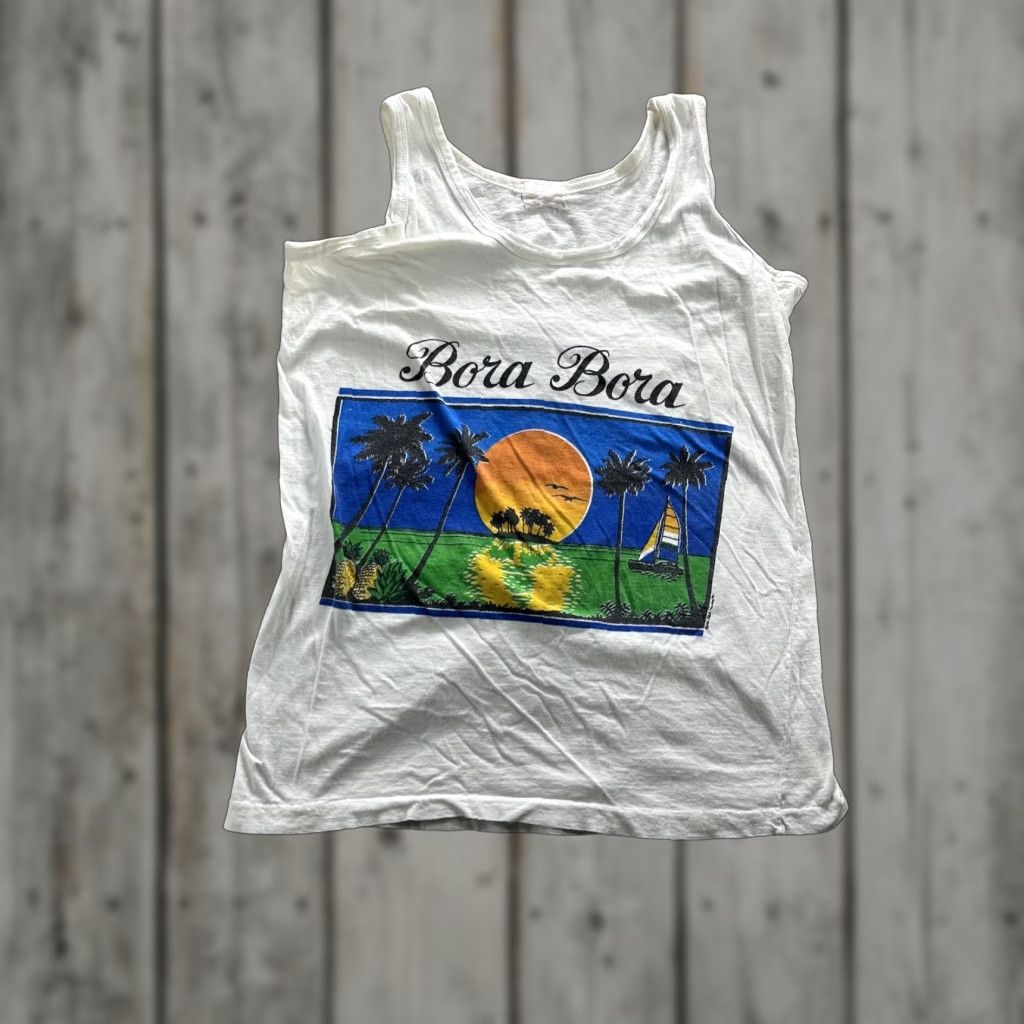 Vintage Vintage Bora Bora Shirt Women Medium White Tank Top Tahiti Map Graphic Island Size M / US 6-8 / IT 42-44 - 1 Thumbnail