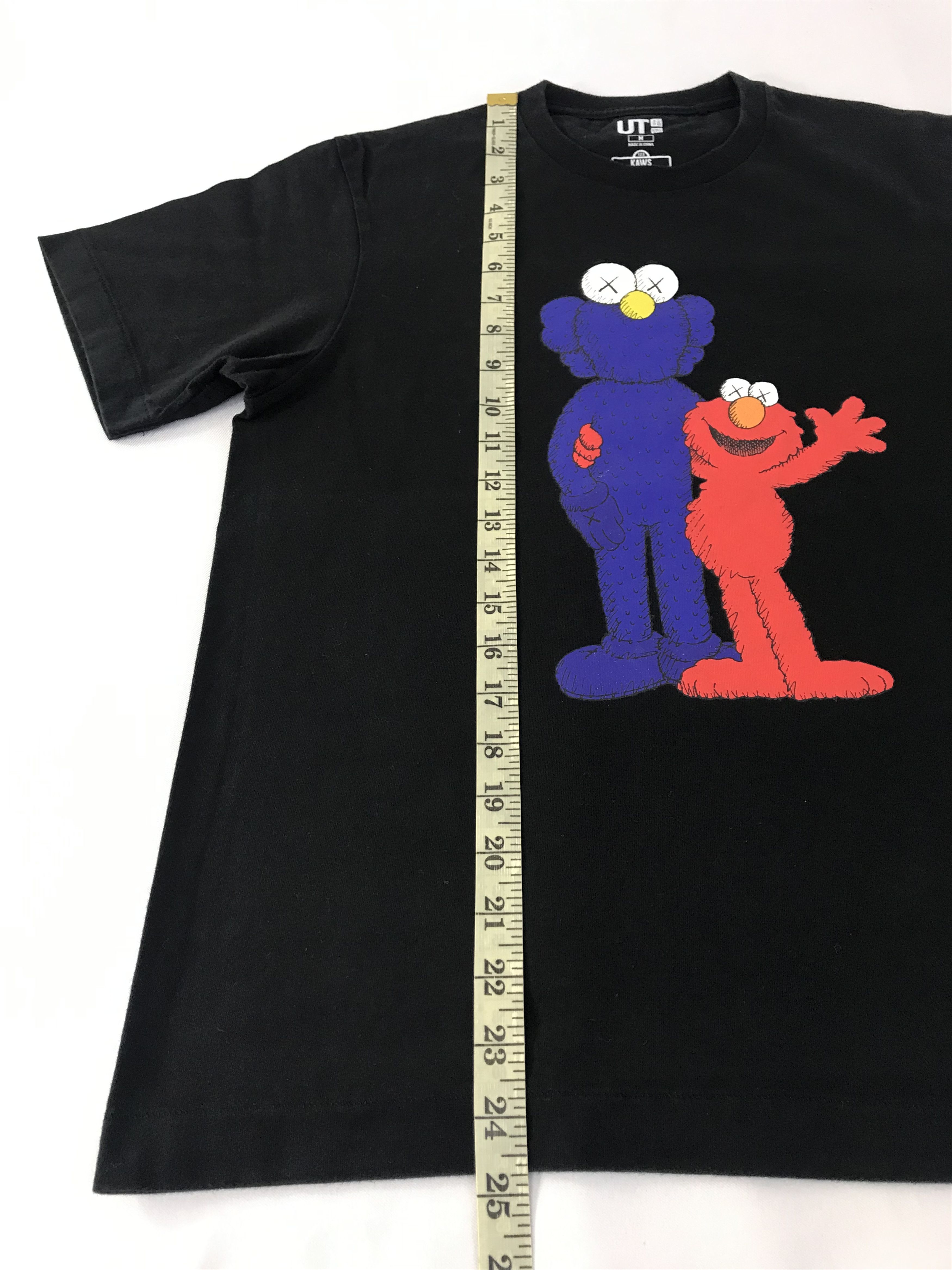 Kaws Kaws Sesame Street Big Logo Printed Tee T-shirt Size US M / EU 48-50 / 2 - 11 Thumbnail
