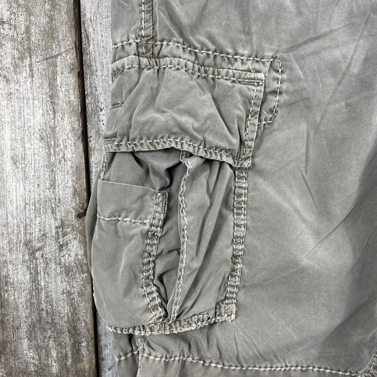 Japanese Brand Vintage Y2K True Religion Shorts Cargo Pants Size US 33 - 4 Thumbnail
