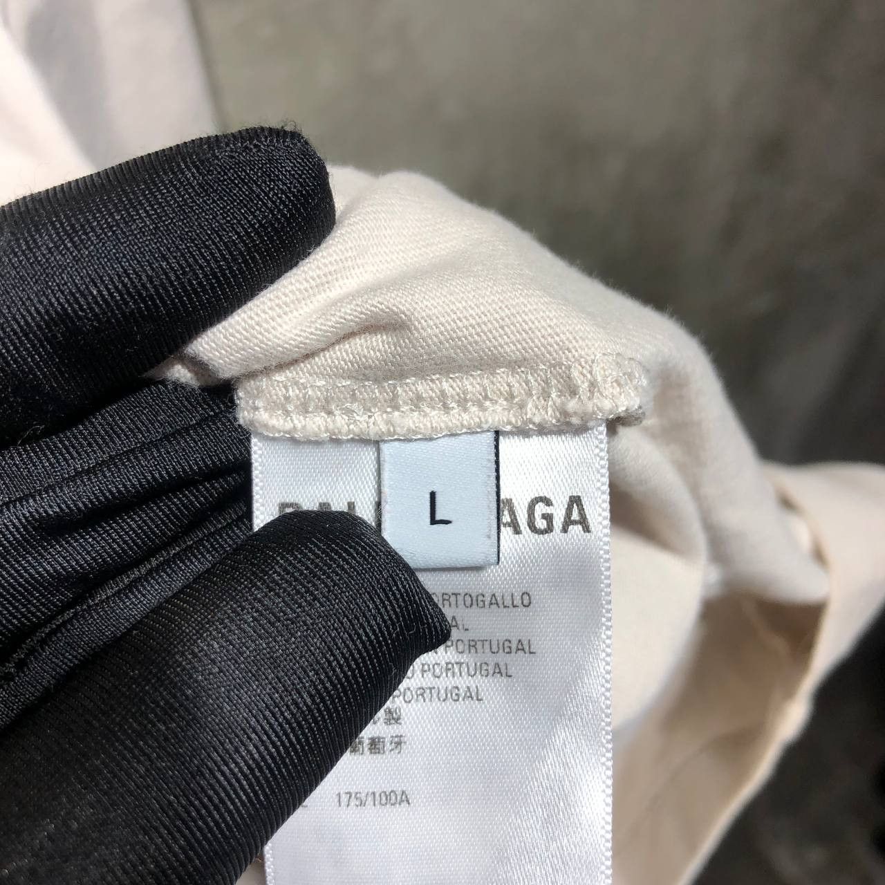 Balenciaga Balenciaga Copy Right Logo tee Size US XL / EU 56 / 4 - 5 Thumbnail