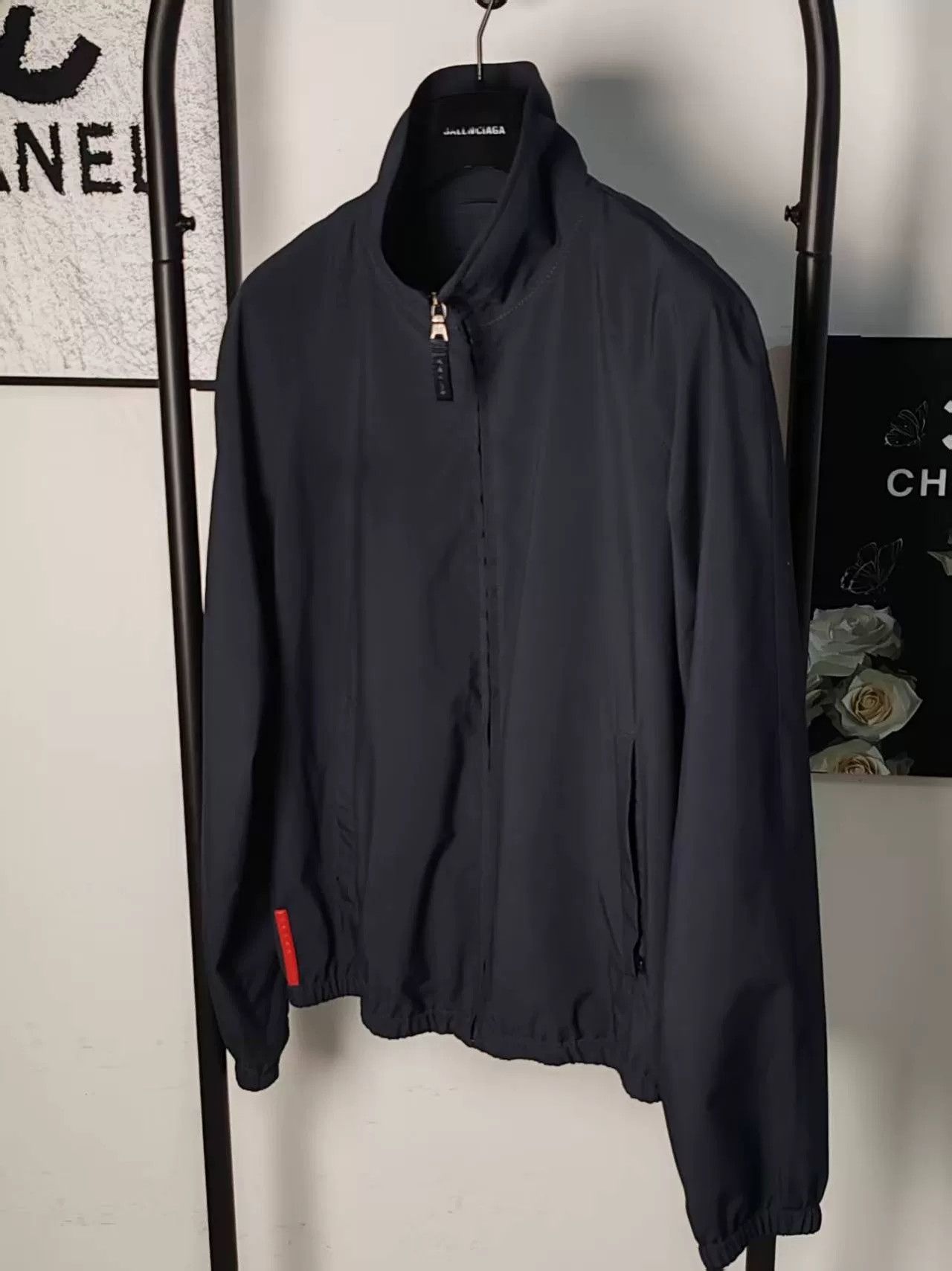 Prada Prada Logo Hooded Jacket for Men Size US M / EU 48-50 / 2 - 1 Thumbnail