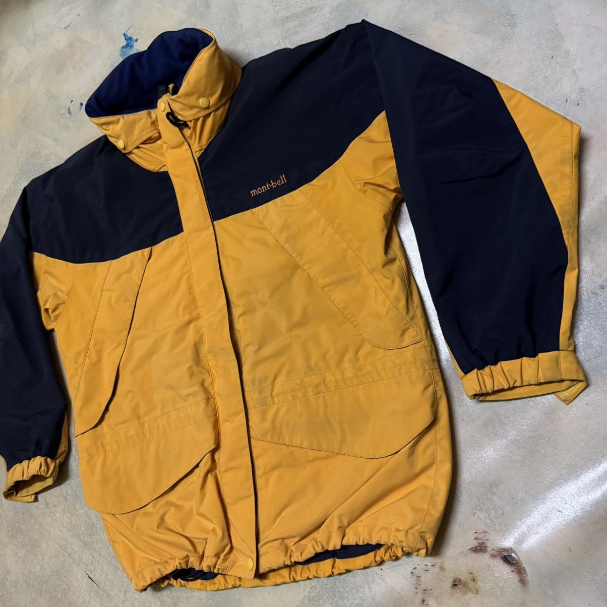 Montbell Montbell Hiking Jacket Size US S / EU 44-46 / 1 - 2 Thumbnail