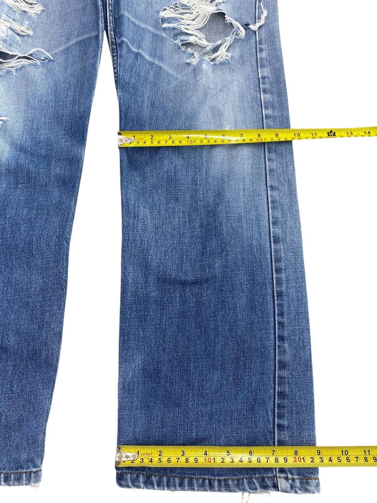 Levi's Vintage Clothing Vintage Y2K Levi’s Faded Wash Distressed Loose Jeans Size US 36 / EU 52 - 9 Thumbnail