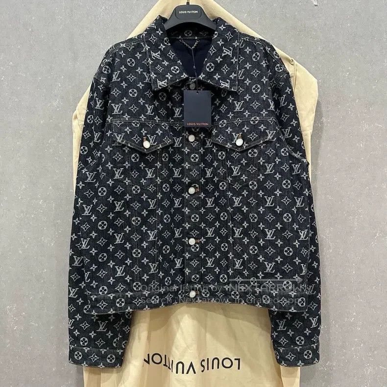 Louis Vuitton Full logo pearl button denim jacket