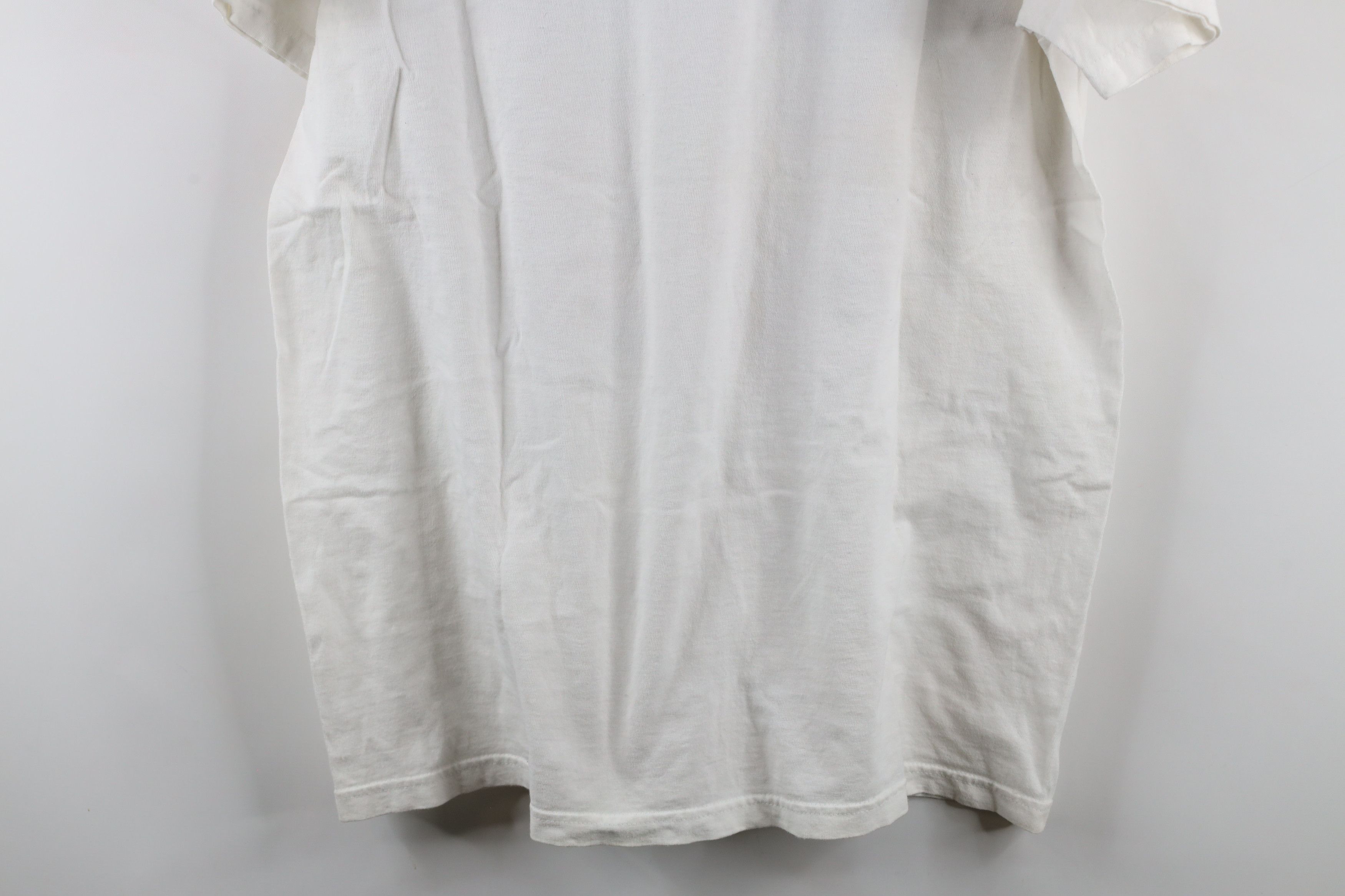 Vintage Vintage 90s Funny Cow Short Sleeve T-Shirt White Cotton Size US L / EU 52-54 / 3 - 11 Thumbnail
