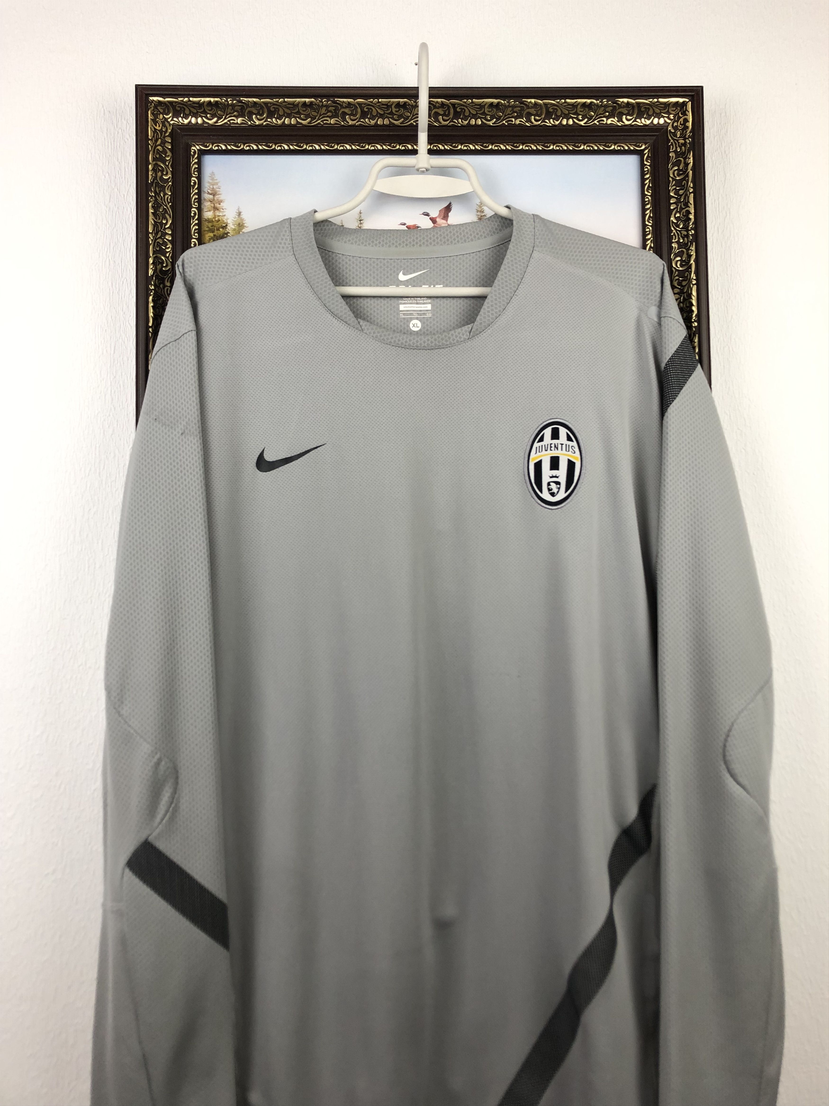Nike Juventus Goalkeeper shirt Goalkeeper Player Issue Jersey Size US XL / EU 56 / 4 - 2 Thumbnail