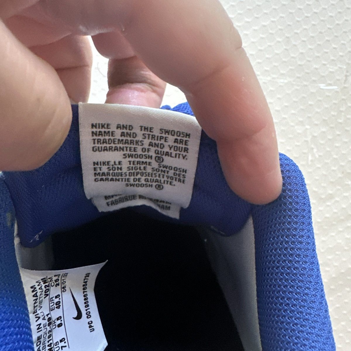 Nike Nike Men's Air Force One Low White & Blue Sneaker Size 7.5 Size US 7.5 / EU 40-41 - 9 Thumbnail