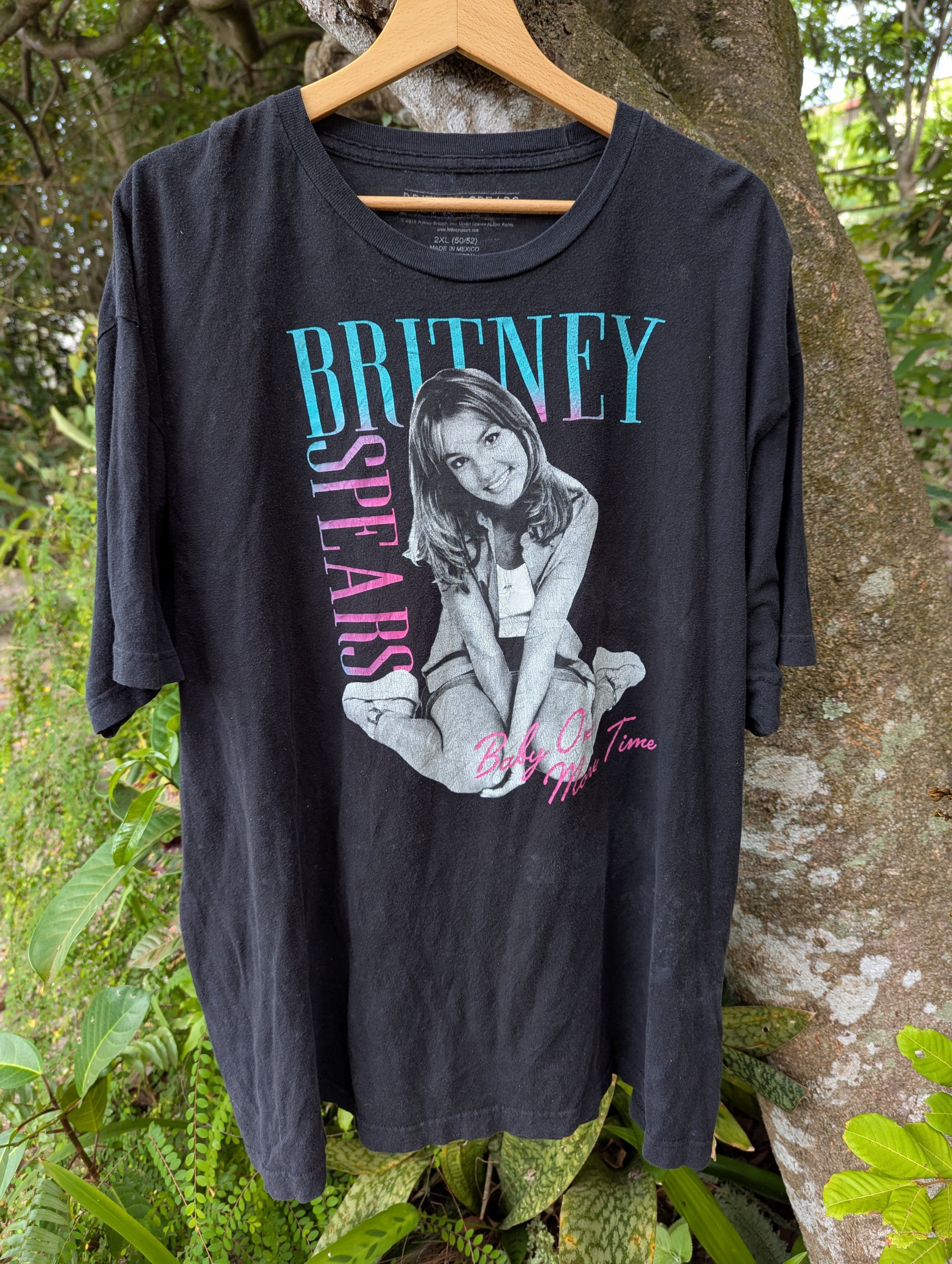 Band Tees Britney Spears Baby One More Time Tshirt Size US XXL / EU 58 / 5 - 1 Thumbnail
