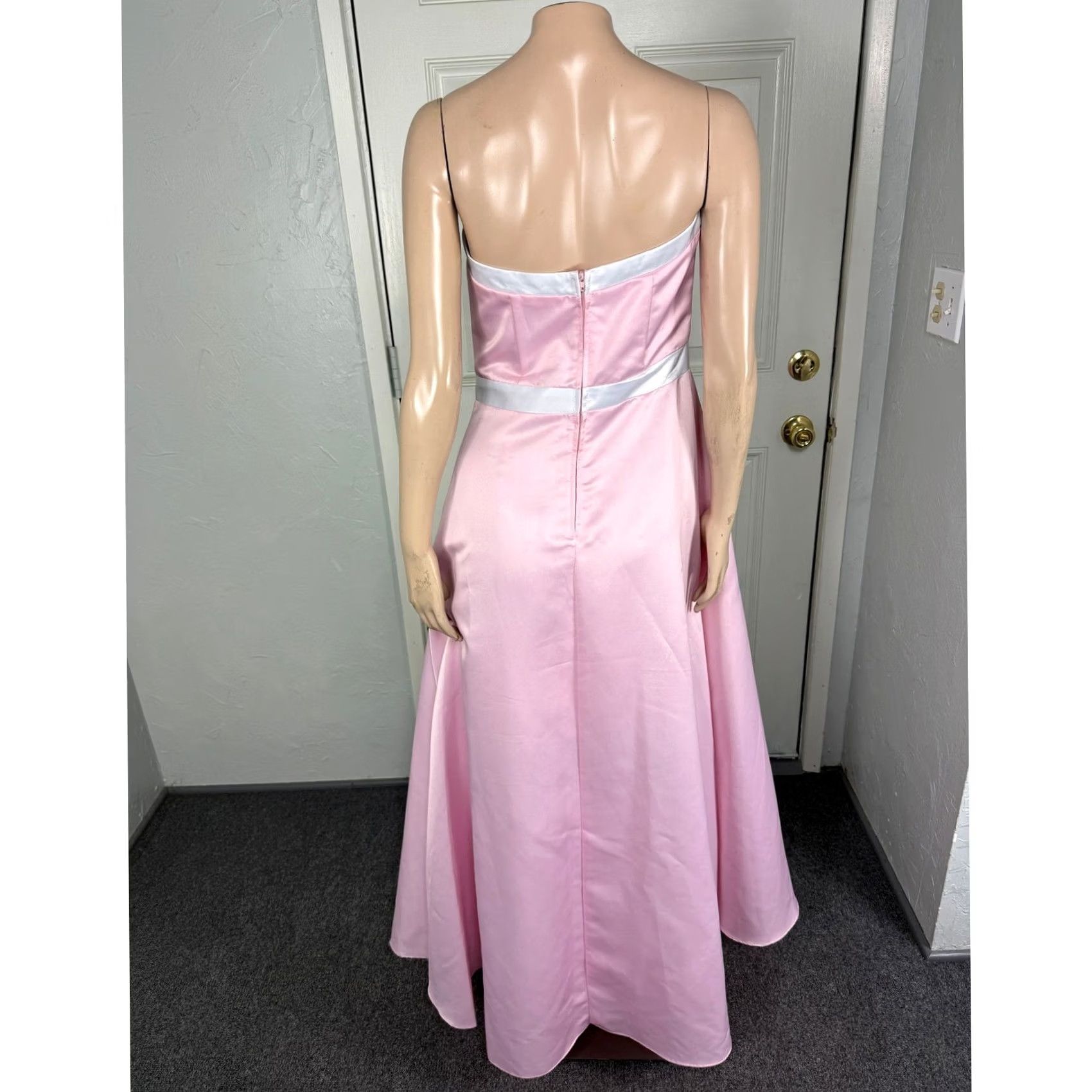 Vintage Focus: The title directly addresses core item ("Vintage Let'S Fashion Y2K Ball Gown Prom Satin Formal") Size S / US 4 / IT 40 - 4 Thumbnail