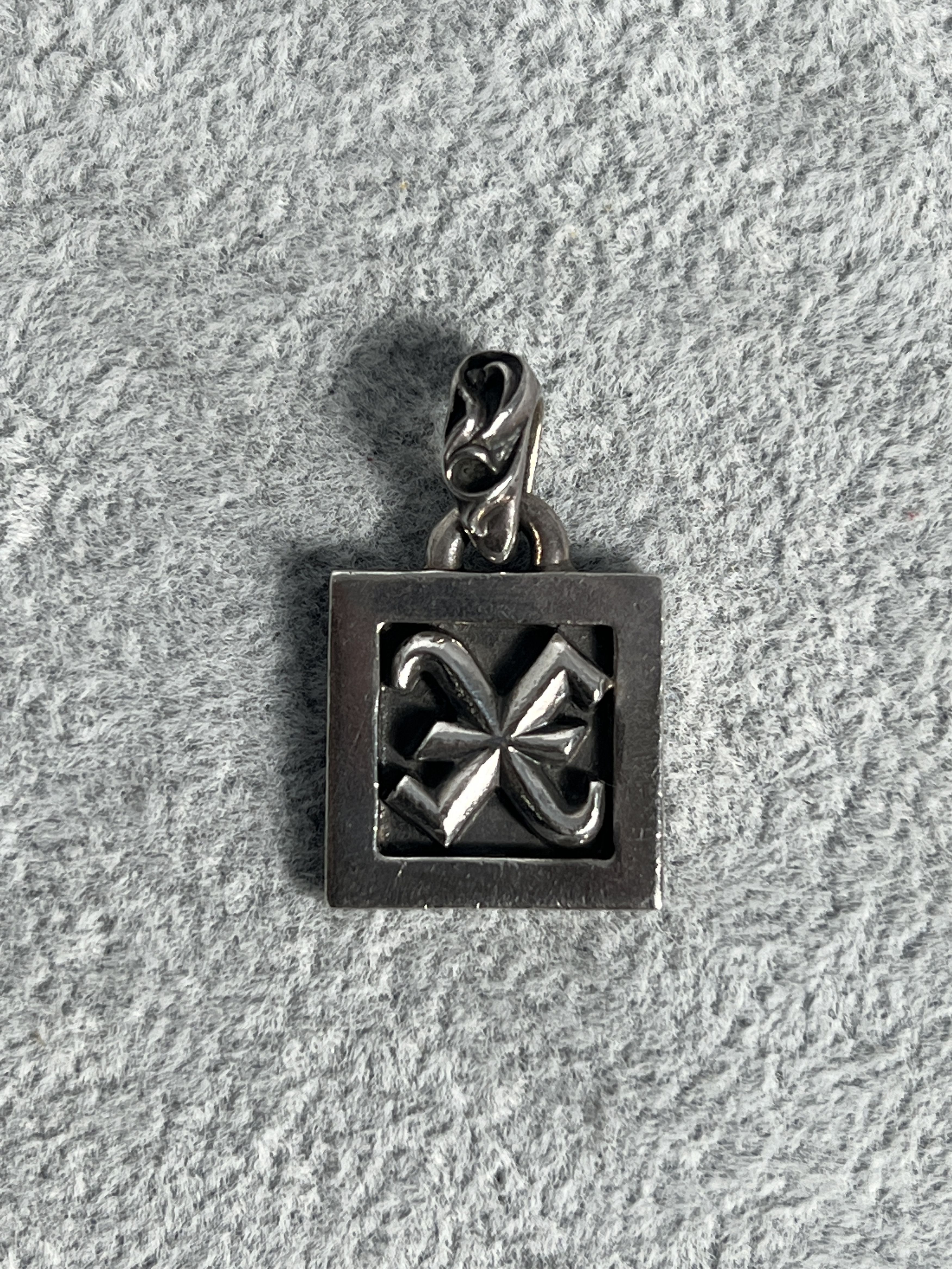 Chrome Hearts Chrome Hearts Square Cross Pendant 2002 .925 Silver Size ONE SIZE - 2 Thumbnail