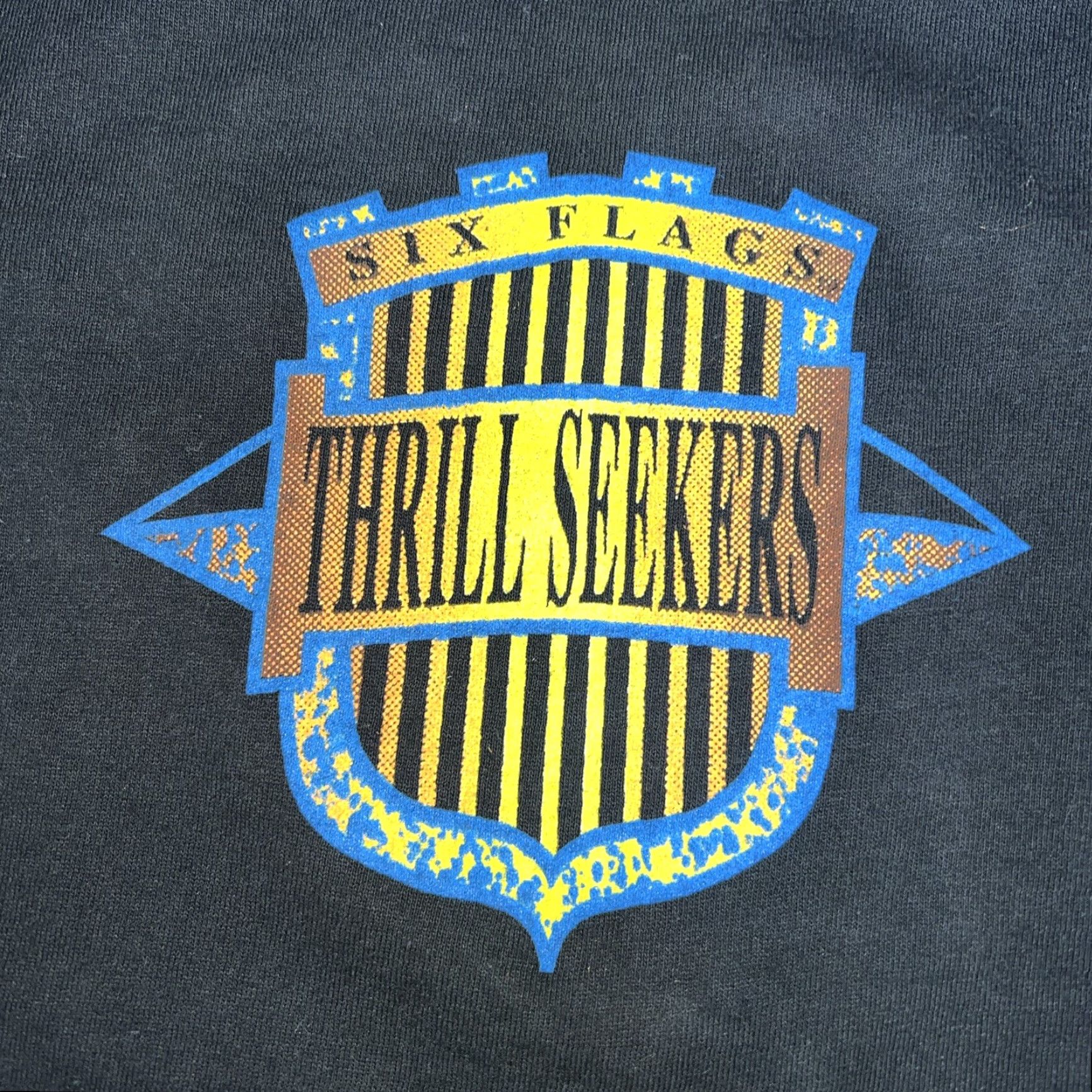 Vintage VTG SIX FLAGS THRILL SEEKERS STITCH FLAG T-Shirt Mens Size L Black User: VTG SIX FLAGS THRILL SEEKERS STITCH FLAG T-Shirt Mens Size L Black Size US L / EU 52-54 / 3 - 3 Thumbnail