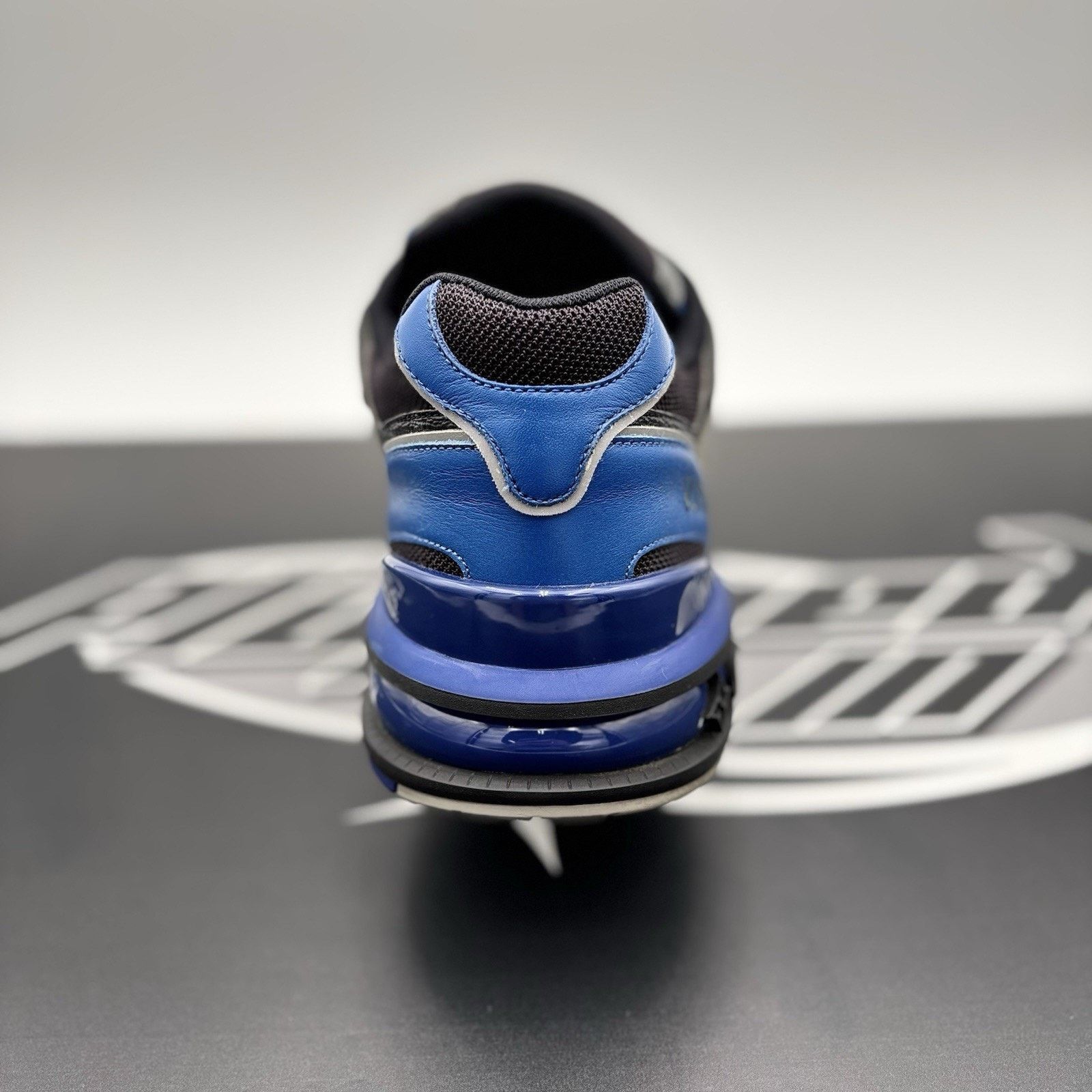 Louis Vuitton (10-10.5) Louis Vuitton Trail ' Monogram Blue '| SUPER CLEAN Size US 10 / EU 43 - 3 Thumbnail