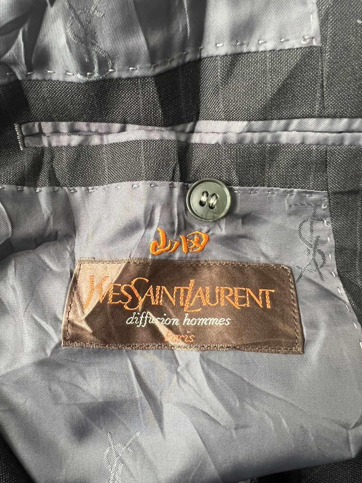 Yves Saint Laurent 1990s Yves Saint Lauren Pinstripe Black Casual/Formal Blazer Size US M / EU 48-50 / 2 - 6 Thumbnail
