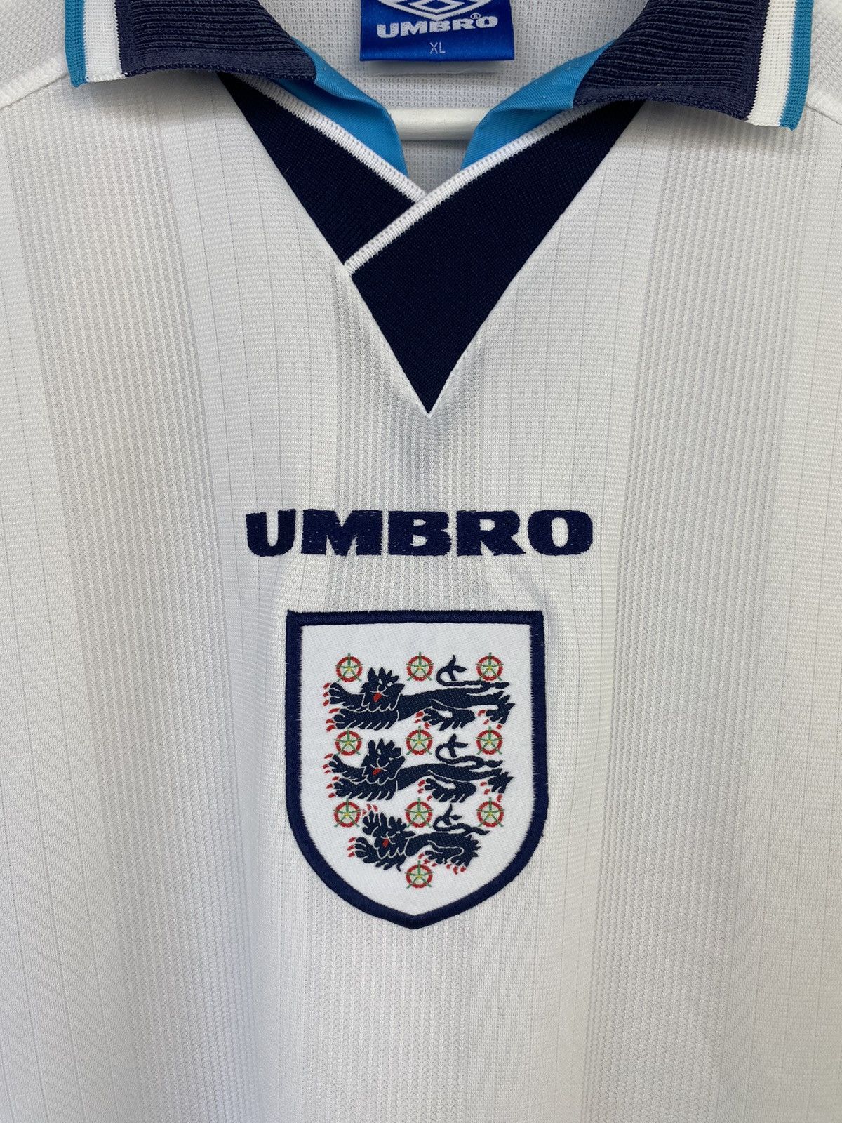 Umbro 1995/96 UMBRO ENGLAND HOME SOCCER JERSEY FOOTBALL SHIRT Size US XL / EU 56 / 4 - 7 Thumbnail