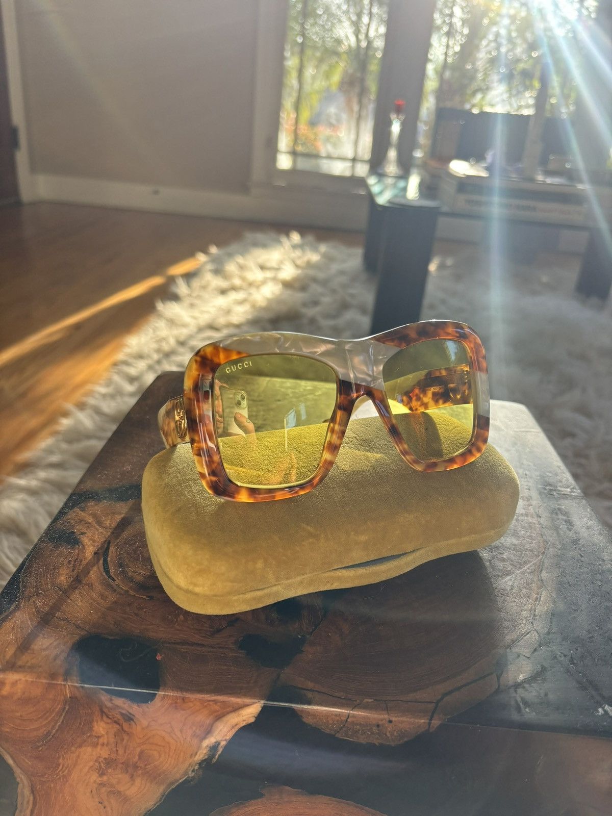 Gucci Oversized Gucci Tortoise Pearl Sunglasses Size ONE SIZE - 3 Thumbnail