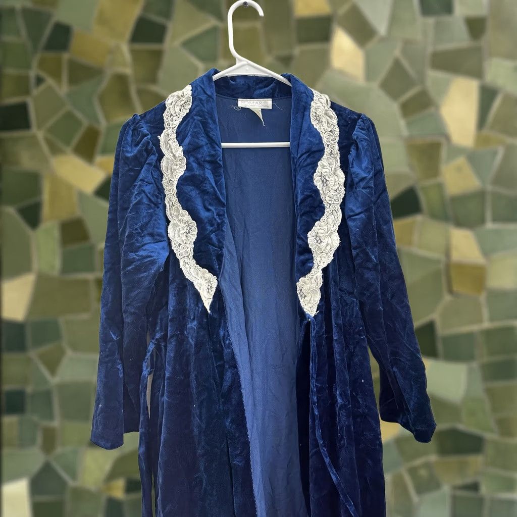 Vintage Komar Womens Robe Size Small Blue Velour Lace Nightgown Housecoat Vintage 80s Velour Robe Knotted Belt Lightweight 80s Womens Size ONE SIZE - 1 Thumbnail