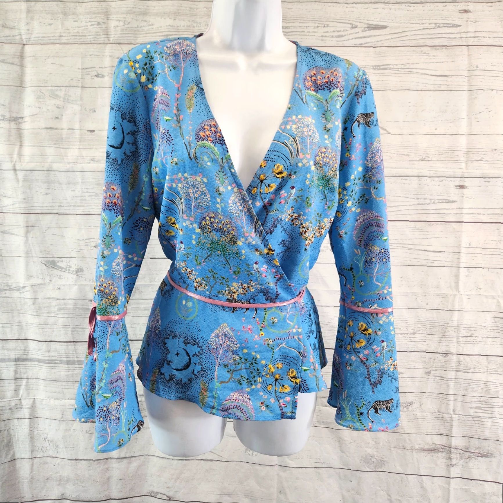 Topshop Topshop Womens Wrap Top Sz 6 Blue Pink Floral Bell Sleeves V-Neck Size S / US 4 / IT 40 - 2 Thumbnail
