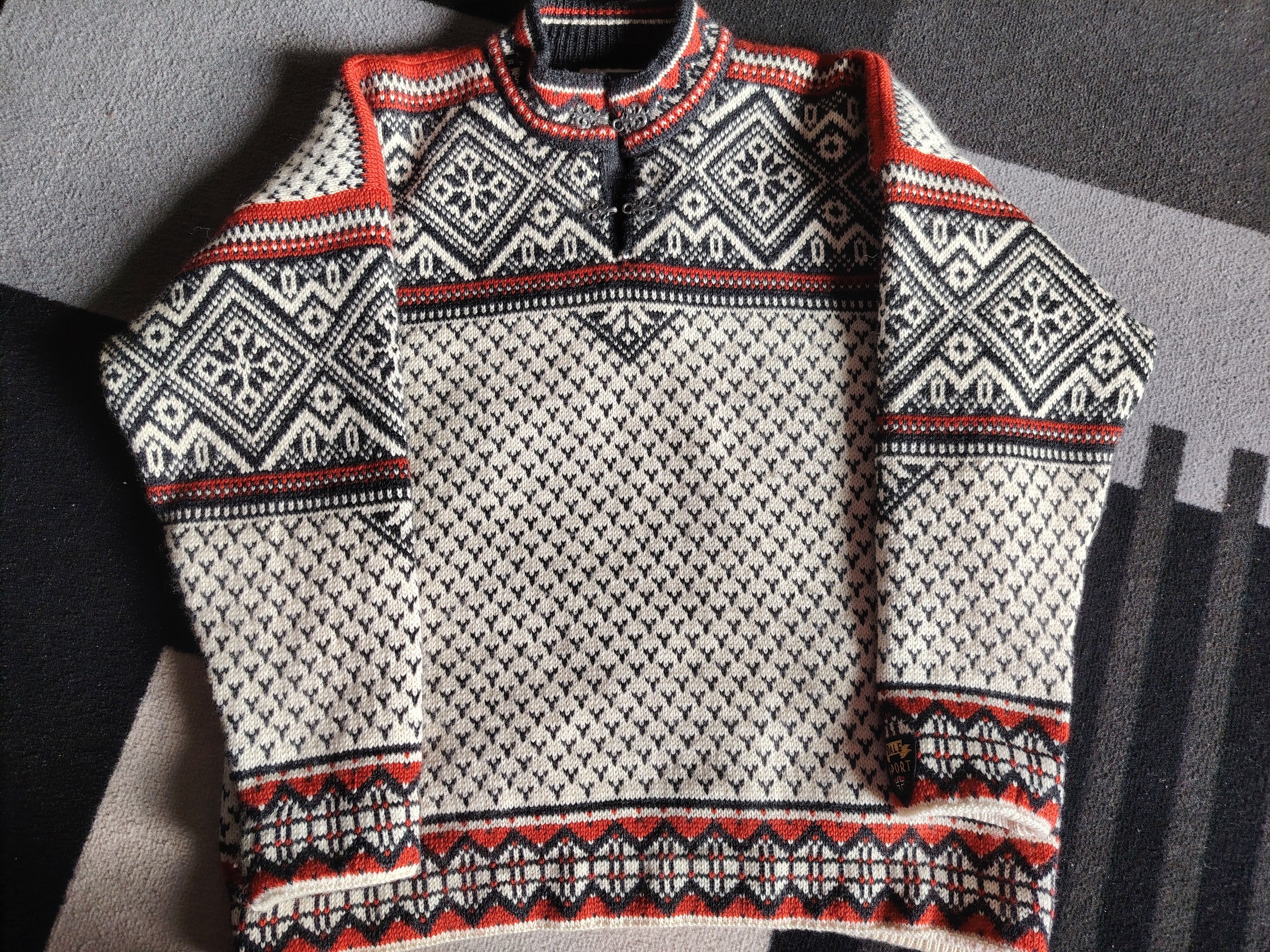 Dale of Norway Pure Wool Sweater – Made in Norway XL