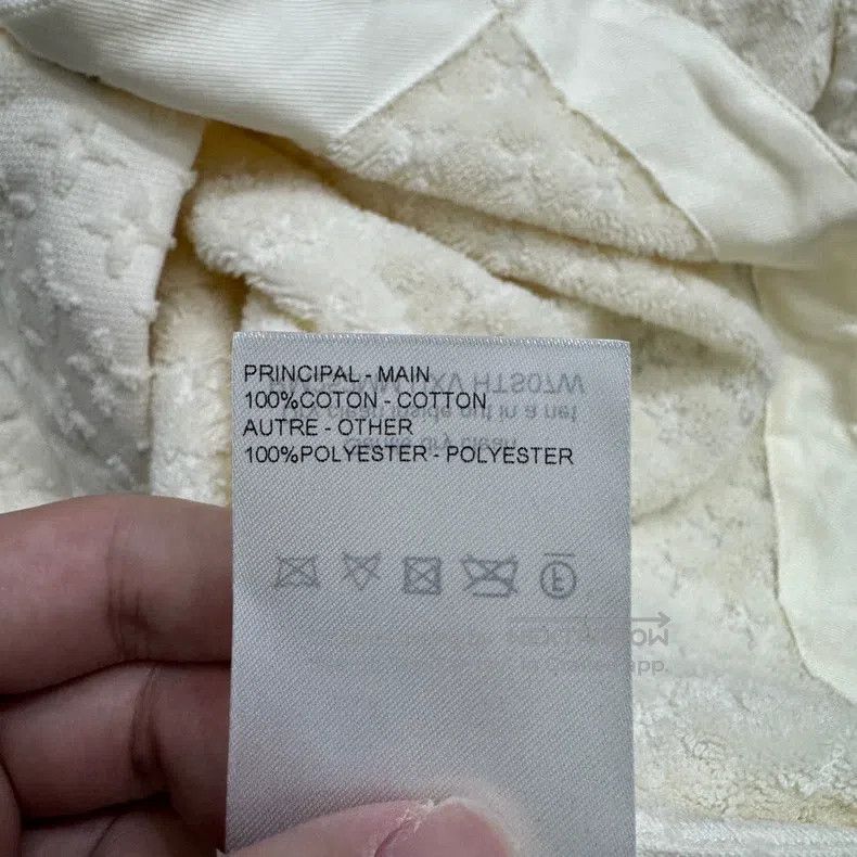Louis Vuitton Louis Vuitton size 4l Full-print presbyopic towel short sle Size US M / EU 48-50 / 2 - 4 Thumbnail