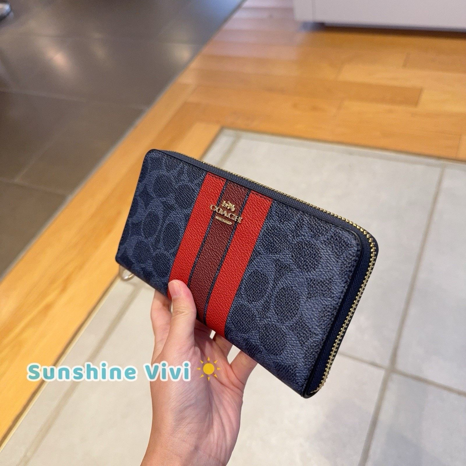 Coach NWT Coach CBO09 Long Zip Around Wallet With Varsity Stripe Size ONE SIZE - 3 Thumbnail