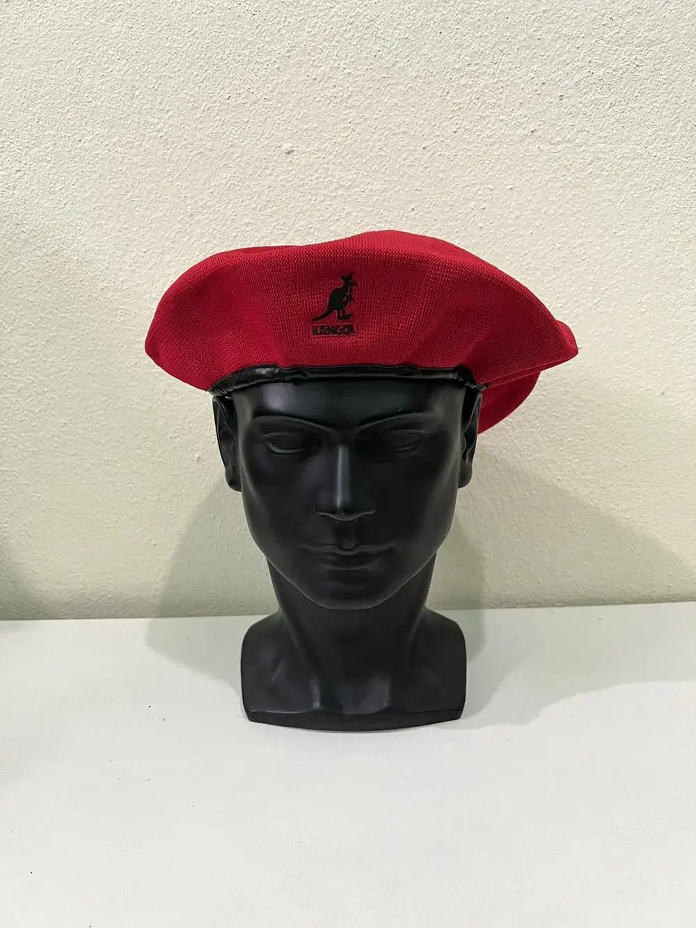 Kangol Kangol Small Logo Beret Hat Size ONE SIZE - 2 Thumbnail