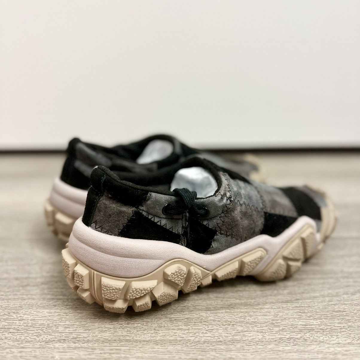 Acne Studios Acne Studios Boltzer Patchwork Sneakers NWT Size US 7 / IT 37 - 12 Thumbnail