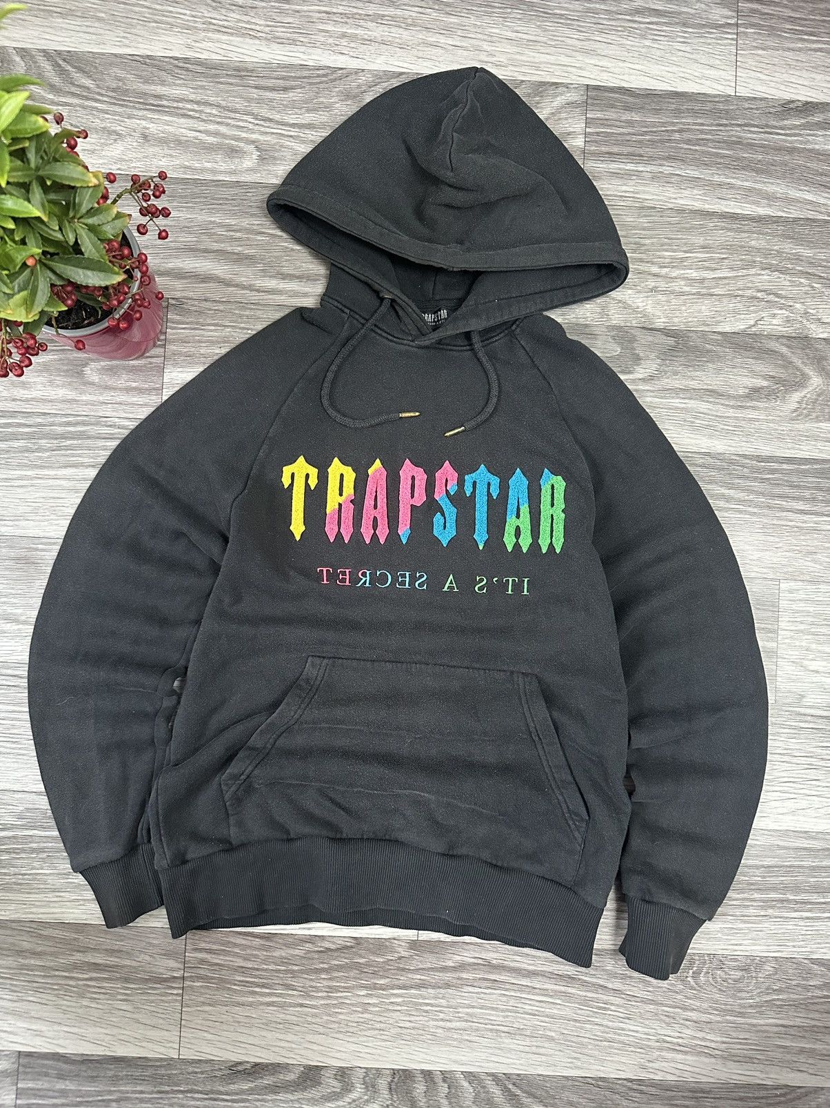 Trapstar London Trapstar London Big Teddy Multicolour Logo Hoodie size S Size US S / EU 44-46 / 1 - 2 Thumbnail