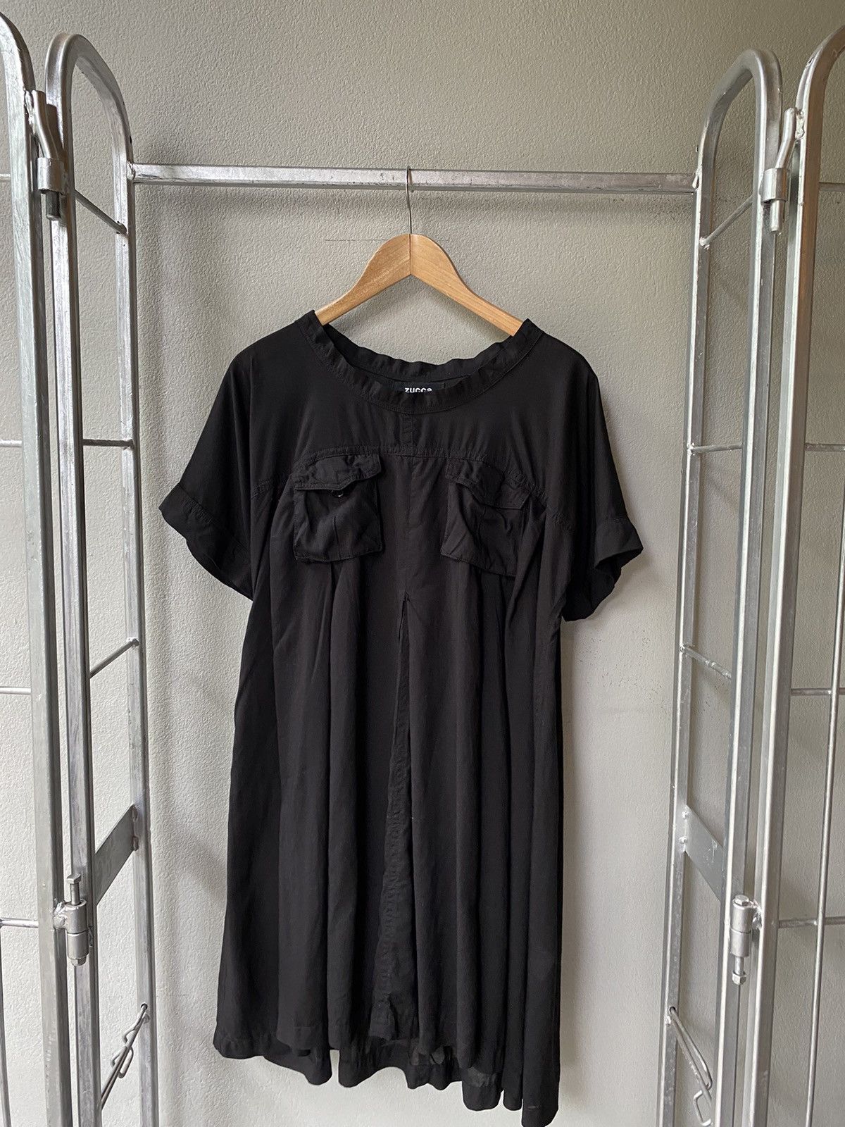 Zucca Zucca black pocket dress Size M / US 6-8 / IT 42-44 - 1 Thumbnail