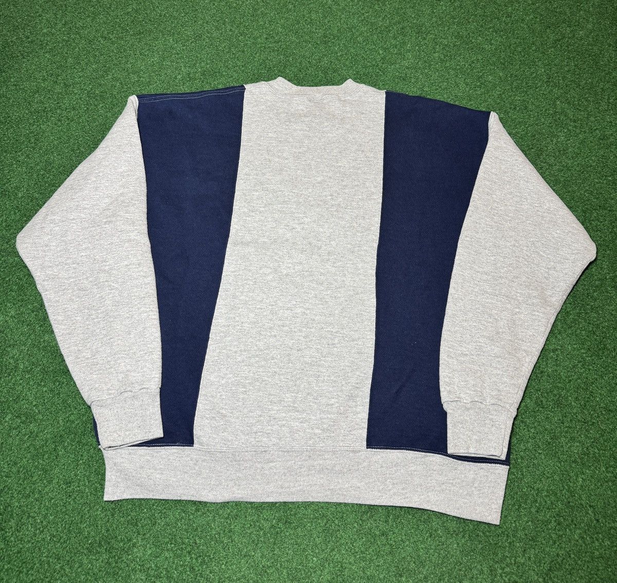 Russell Athletic × Vintage Vintage 90s Russell Athletic Retro Stripped XL Sweatshirt Size US XL / EU 56 / 4 - 3 Thumbnail
