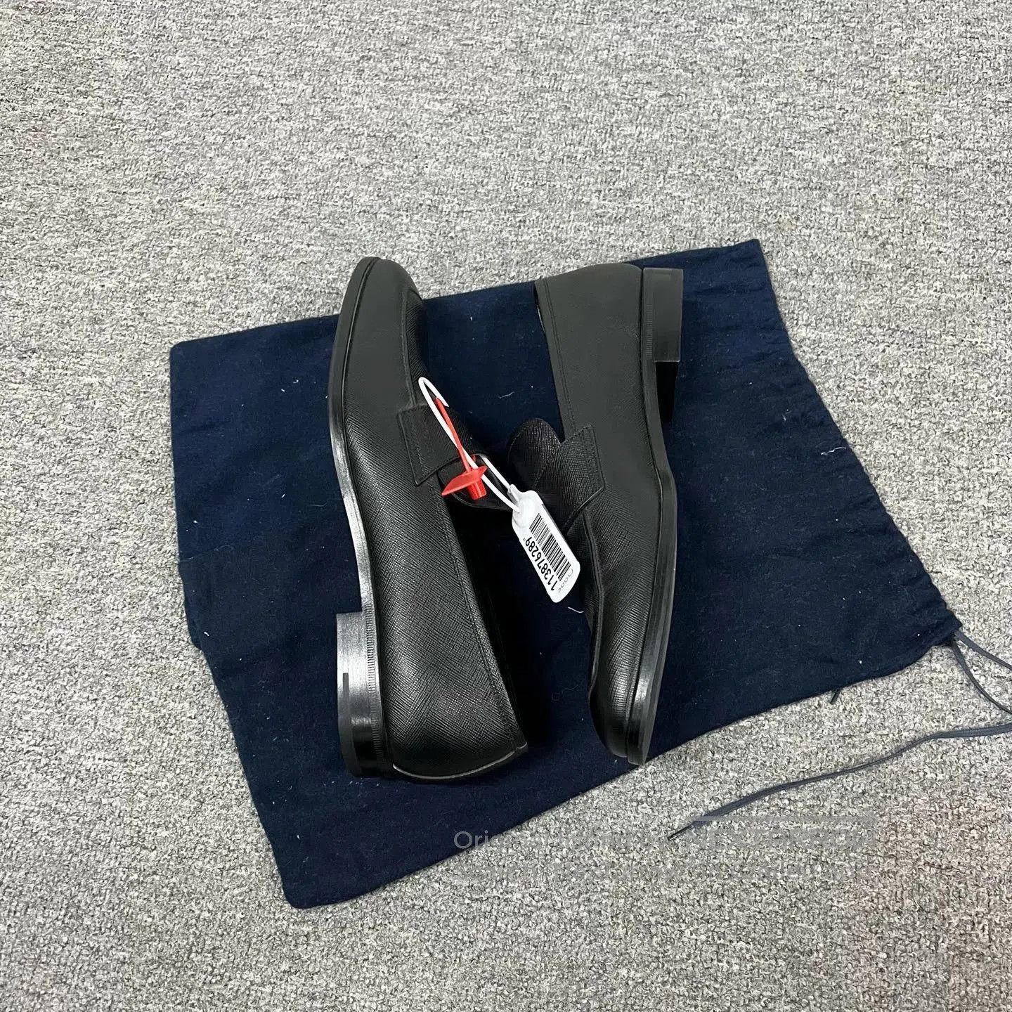 Prada Prada Saffiano Men's Formal Loafers. Size US 9 / EU 42 - 2 Thumbnail