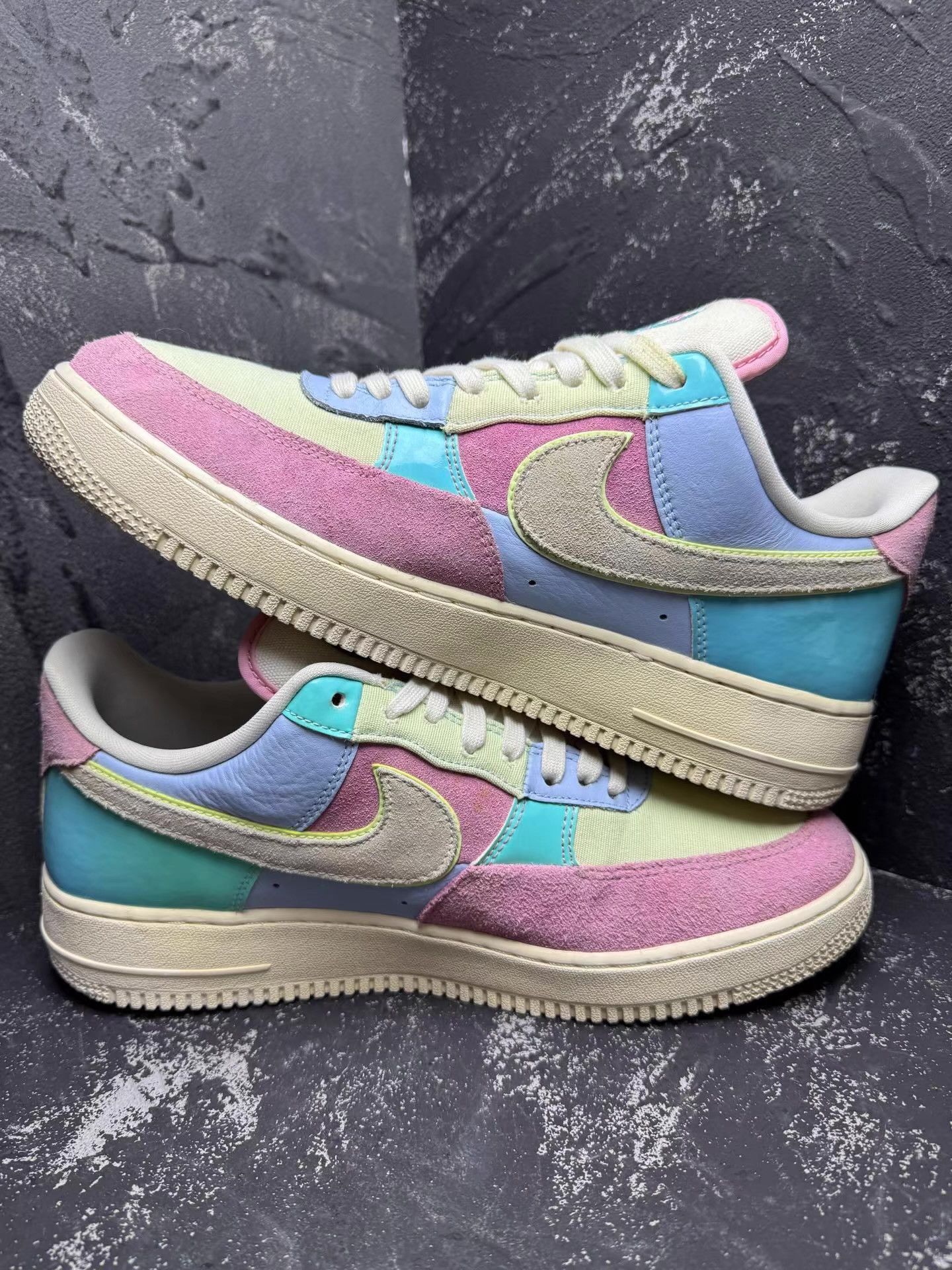 Nike Nike Air Force 1 Easter Egg Q10 Size US 10.5 / EU 43-44 - 4 Thumbnail