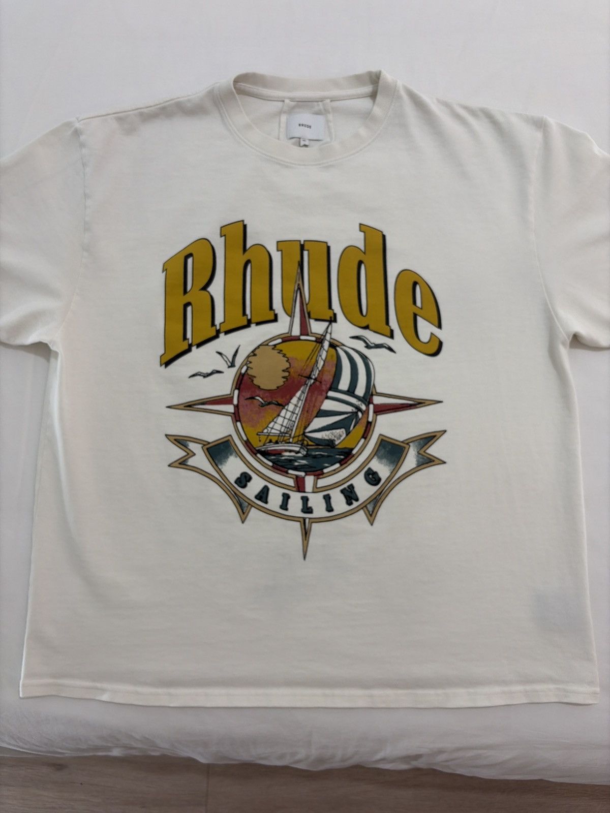Rhude Rhude Sailing Port De Cruise Barts Graphic Logo Tee Size US XXL / EU 58 / 5 - 4 Thumbnail